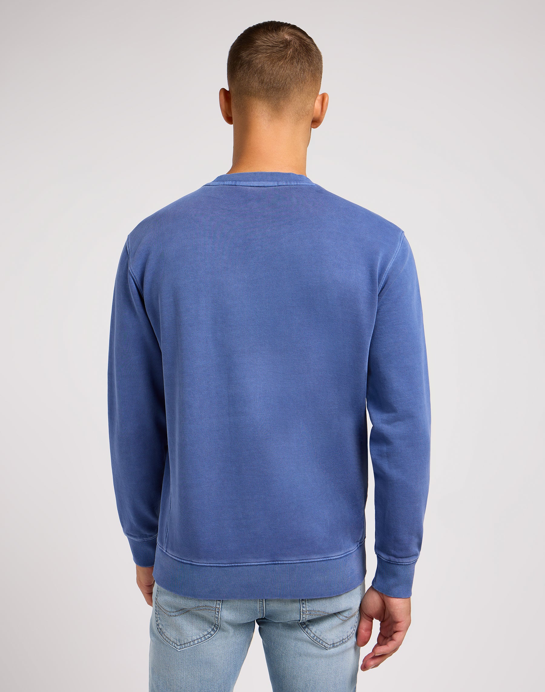 Plain Crew Sweater in Surf Blue Sweatshirts Lee   