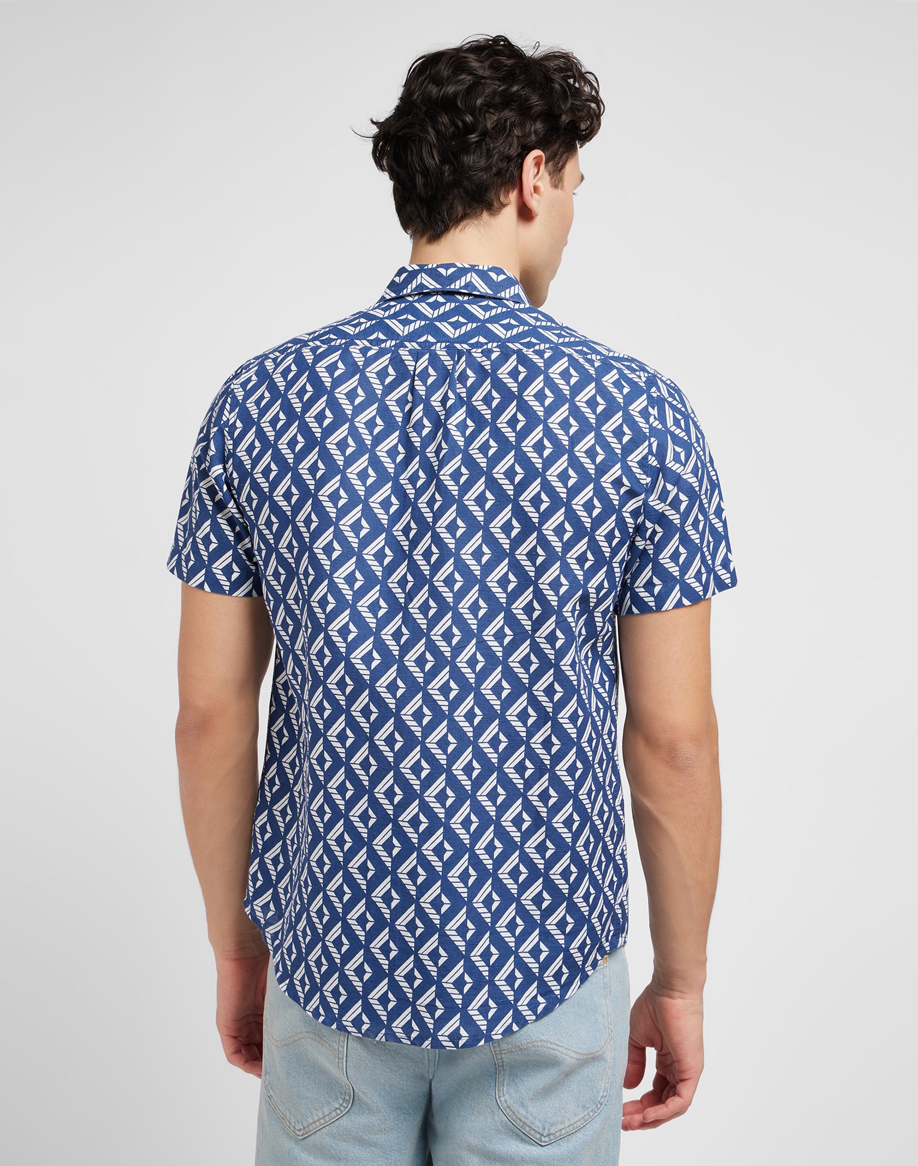Kurzarm Leesure Shirt in New Blue Hemden Lee   