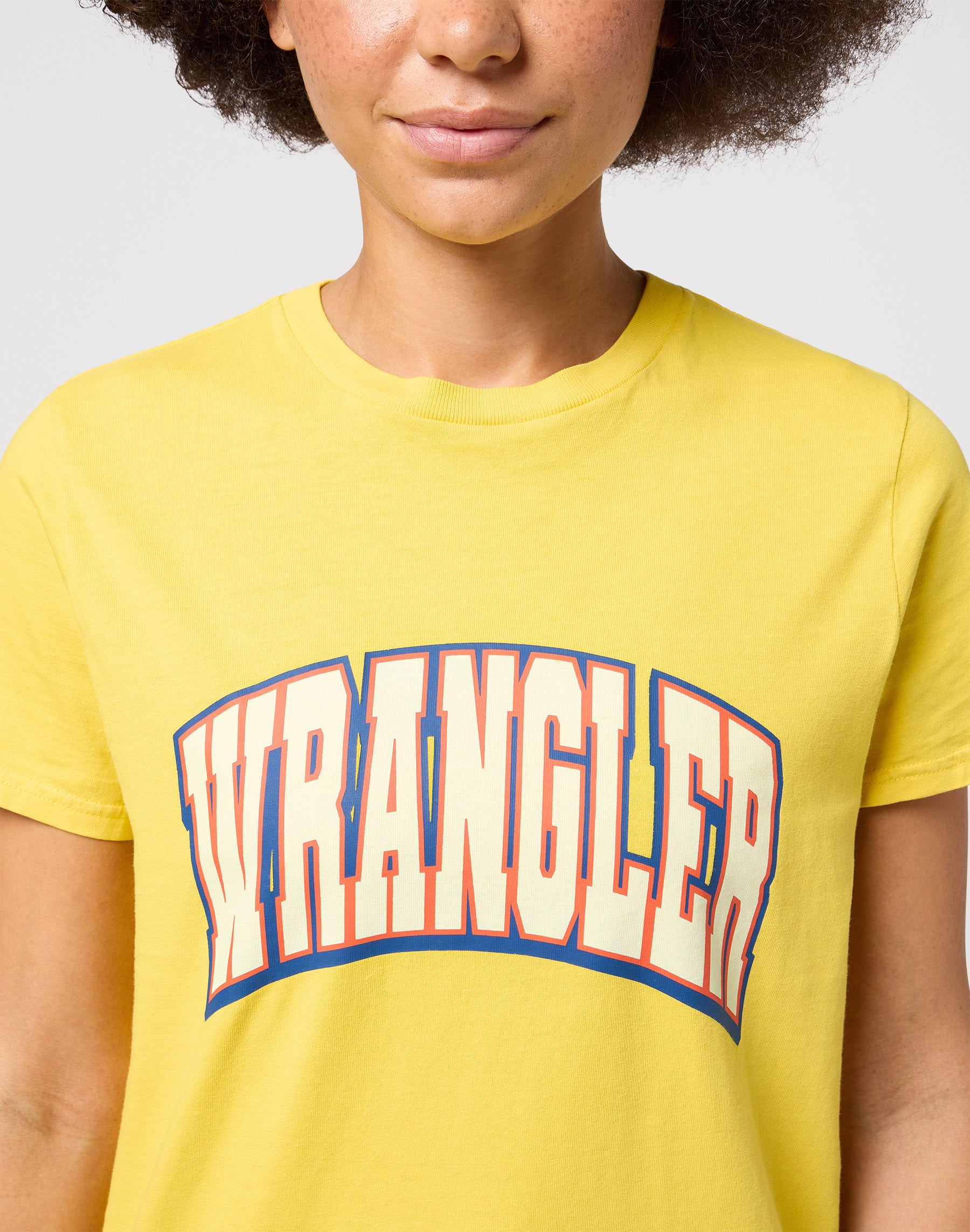 Regular Tee in Varsity Yellow T-Shirts Wrangler   