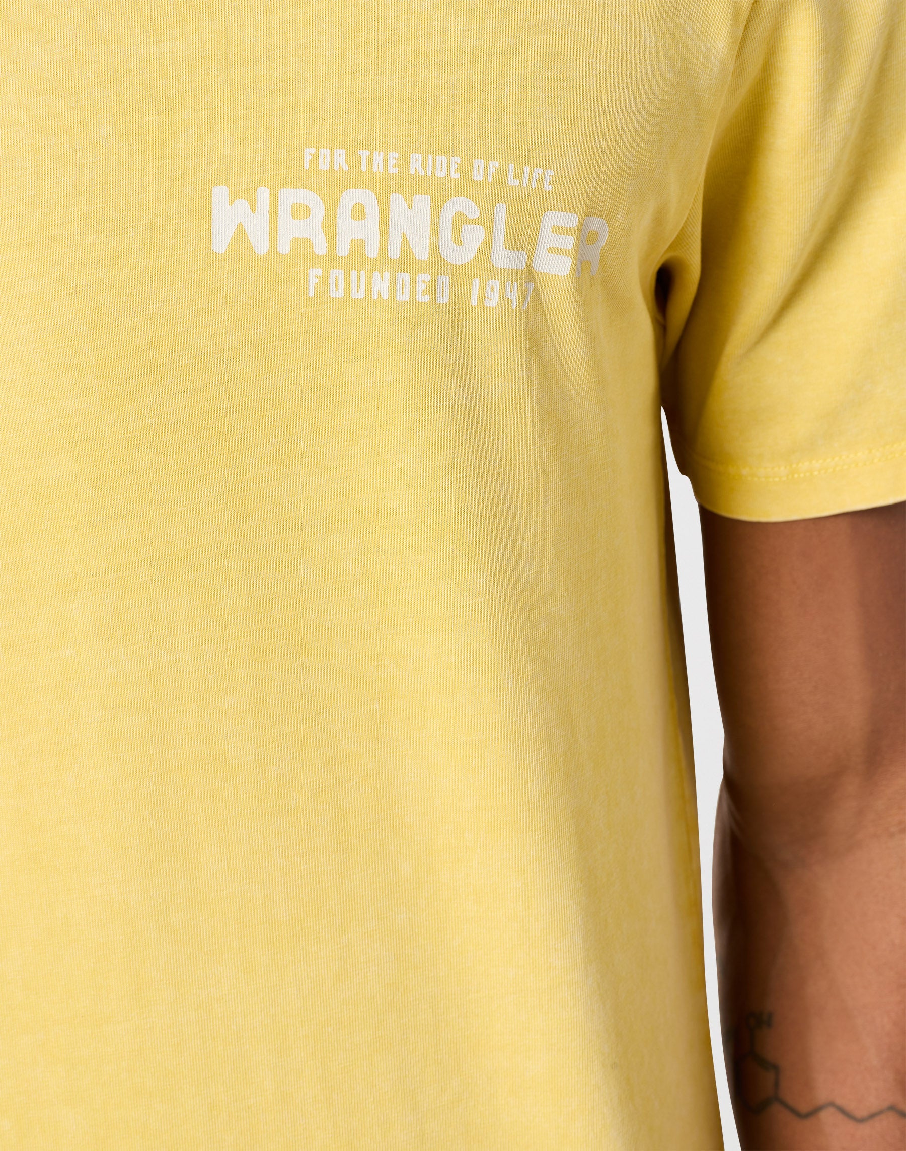 Graphic Tee in Varsity Yellow T-Shirts Wrangler   