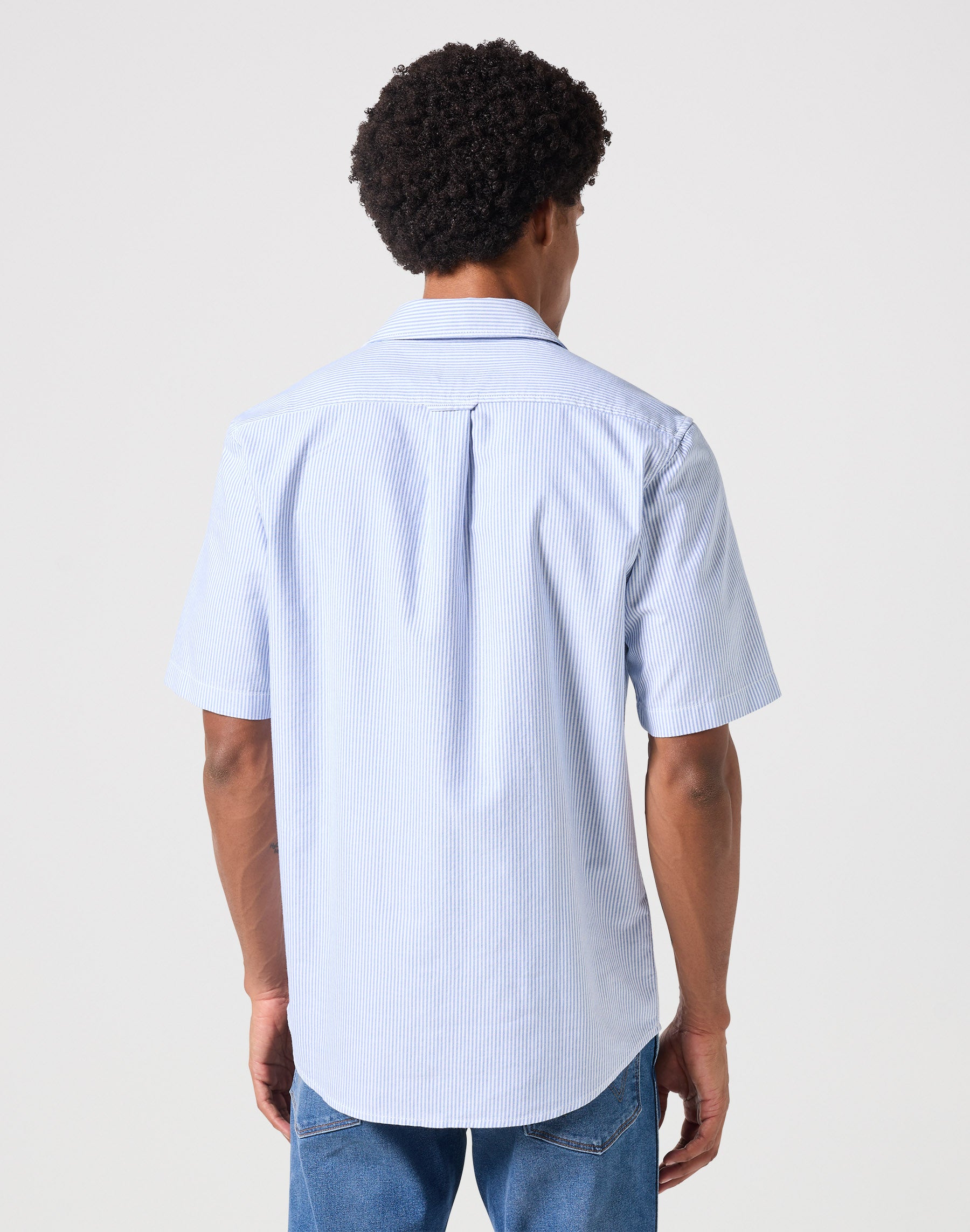 Short Sleeves Shirt in Blue Stripe Oxford Hemden Wrangler   