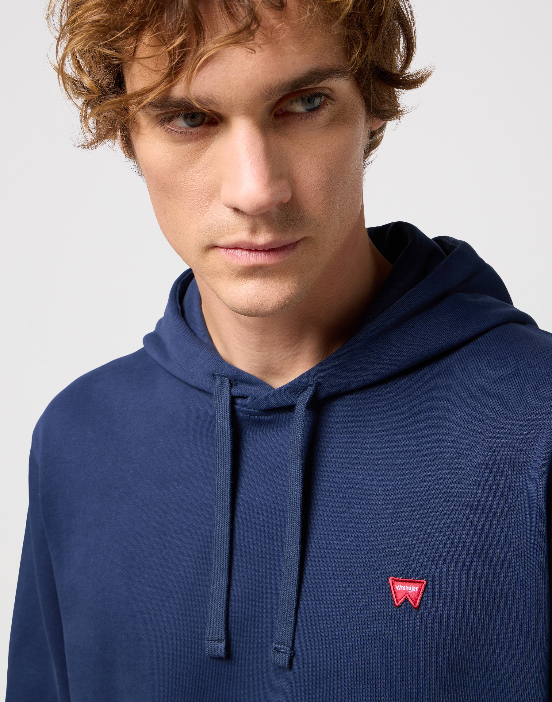 Sign Off Hoodie in Navy Kapuzenpullover Wrangler