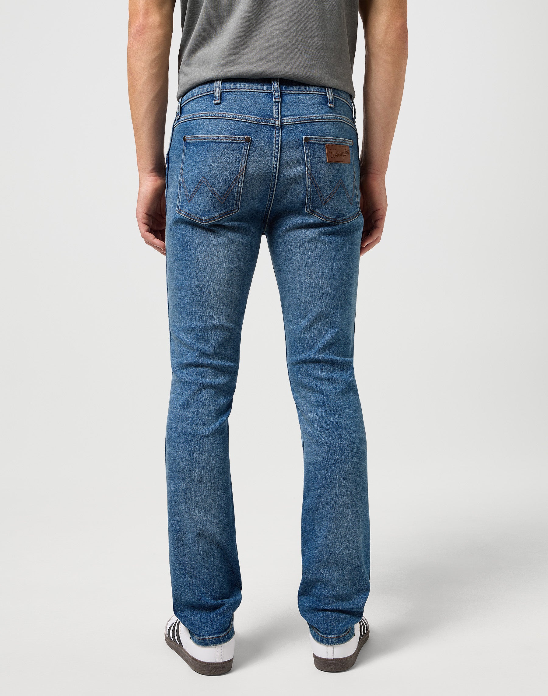 Greensboro Low Stretch in Crafted Jeans Wrangler   