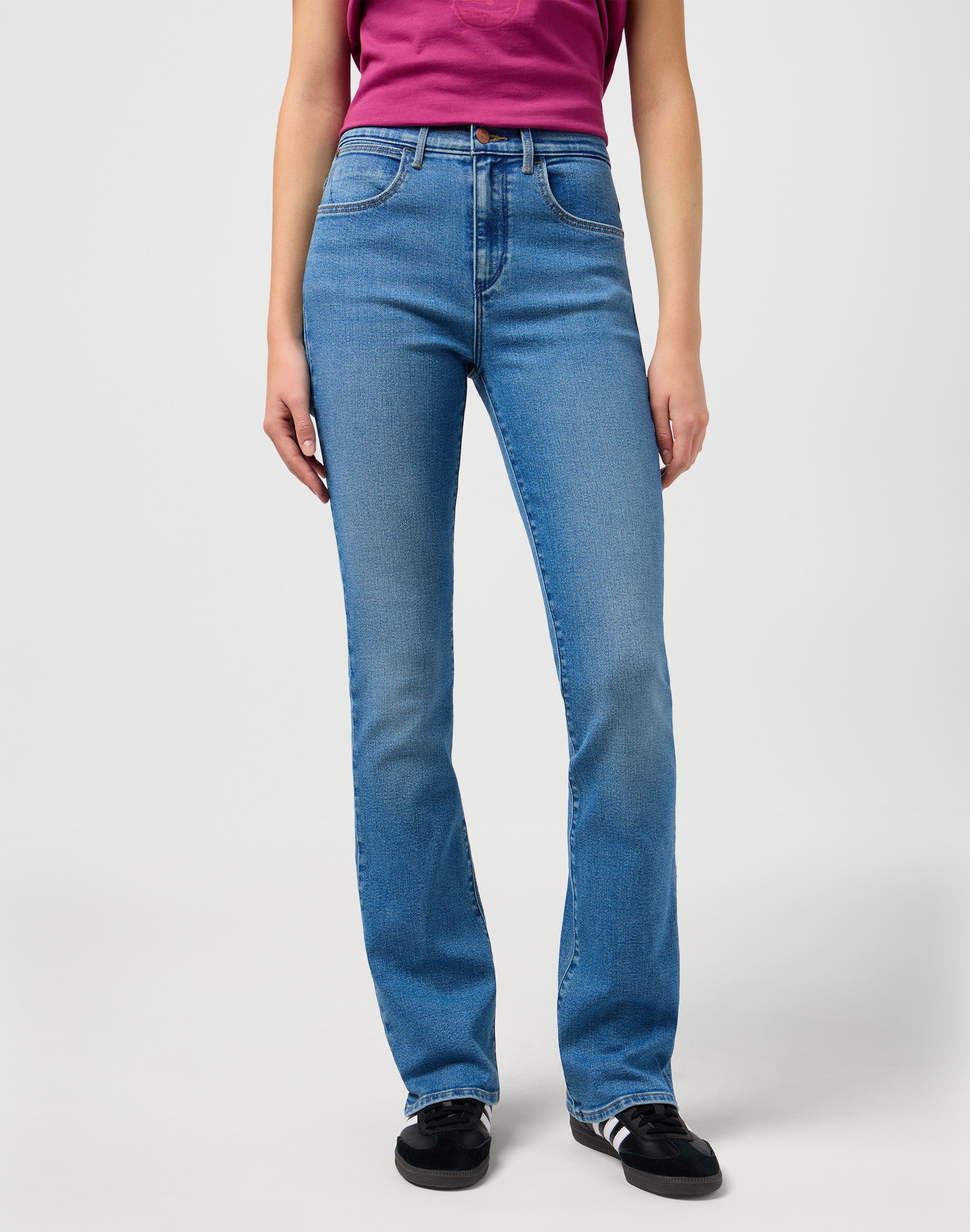 Bootcut in Peaceful Jeans Wrangler   