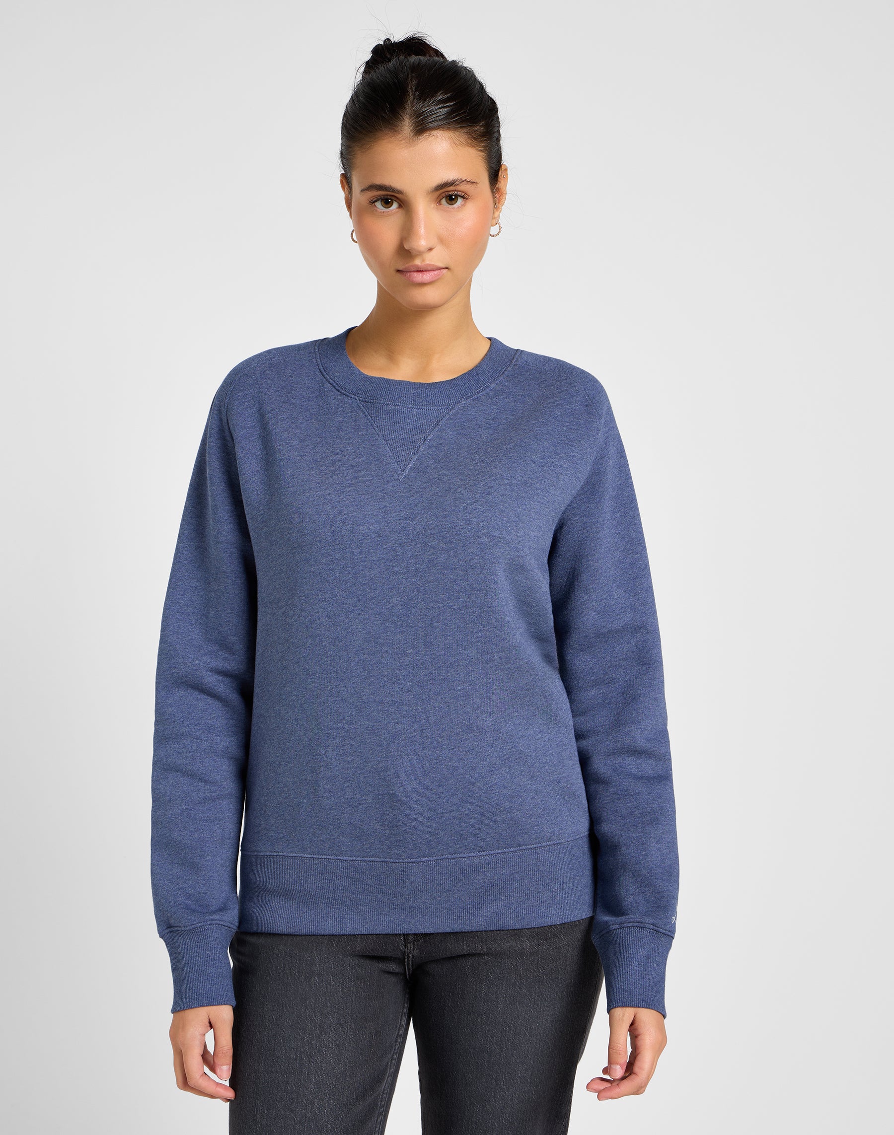 Raglan Crew Sweater in Mood Indigo Heather Pullover Lee   