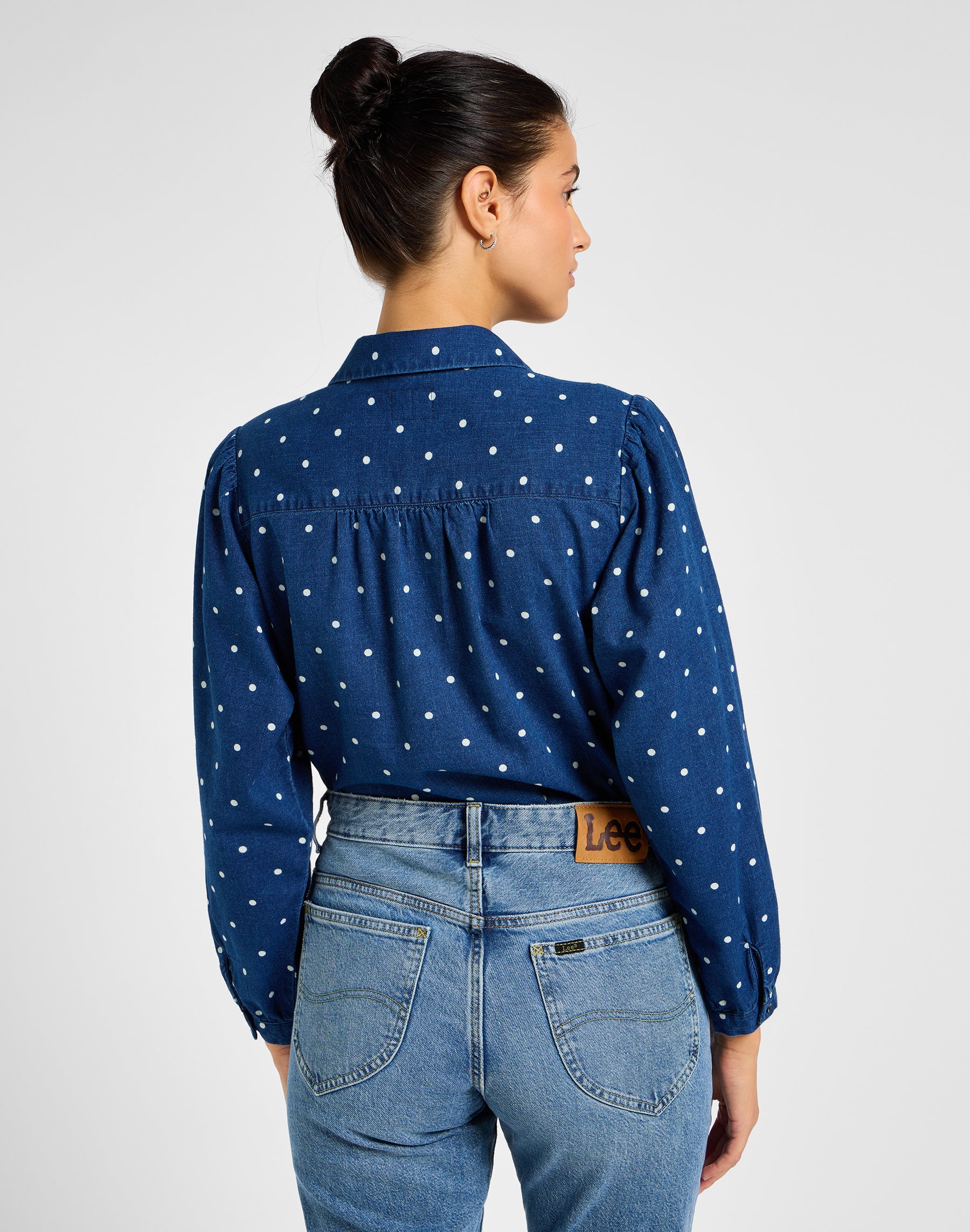 Shirred Blouse in Dotted Indigo Hemden Lee   