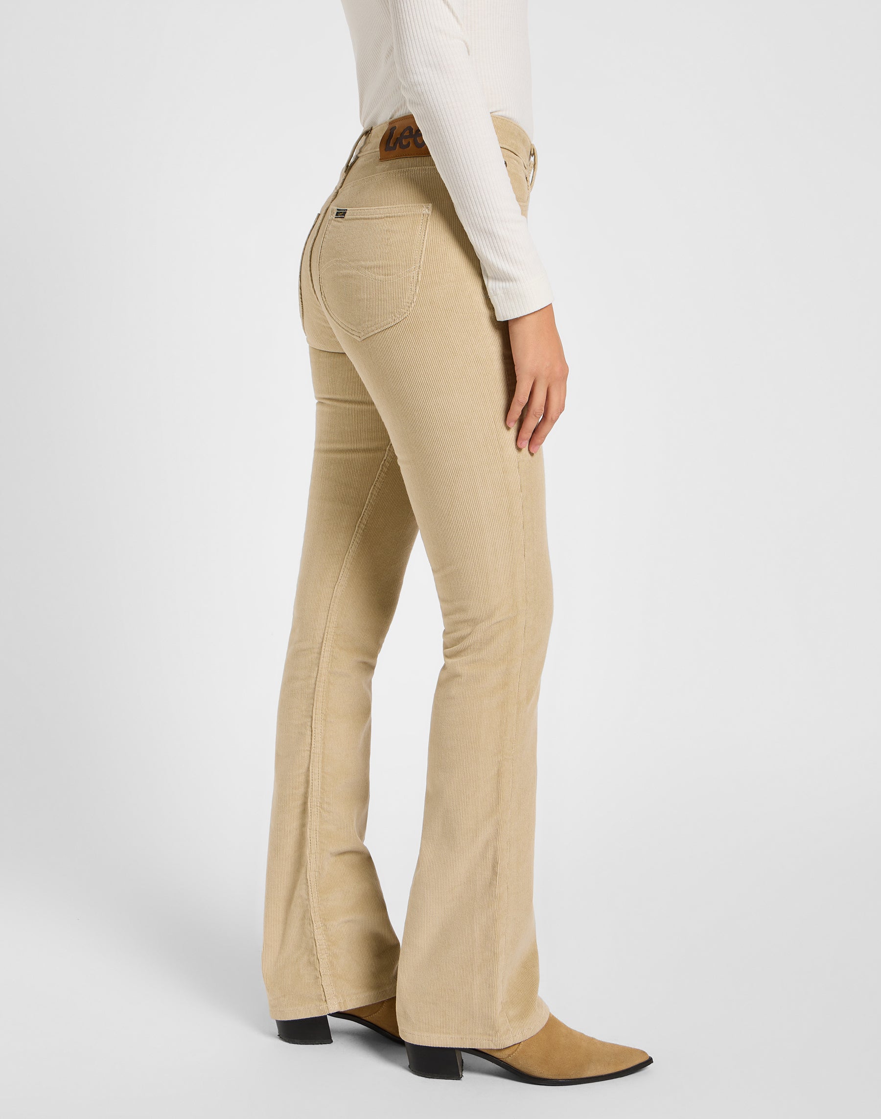 Breese Boot in Pioneer Beige Hosen Lee   