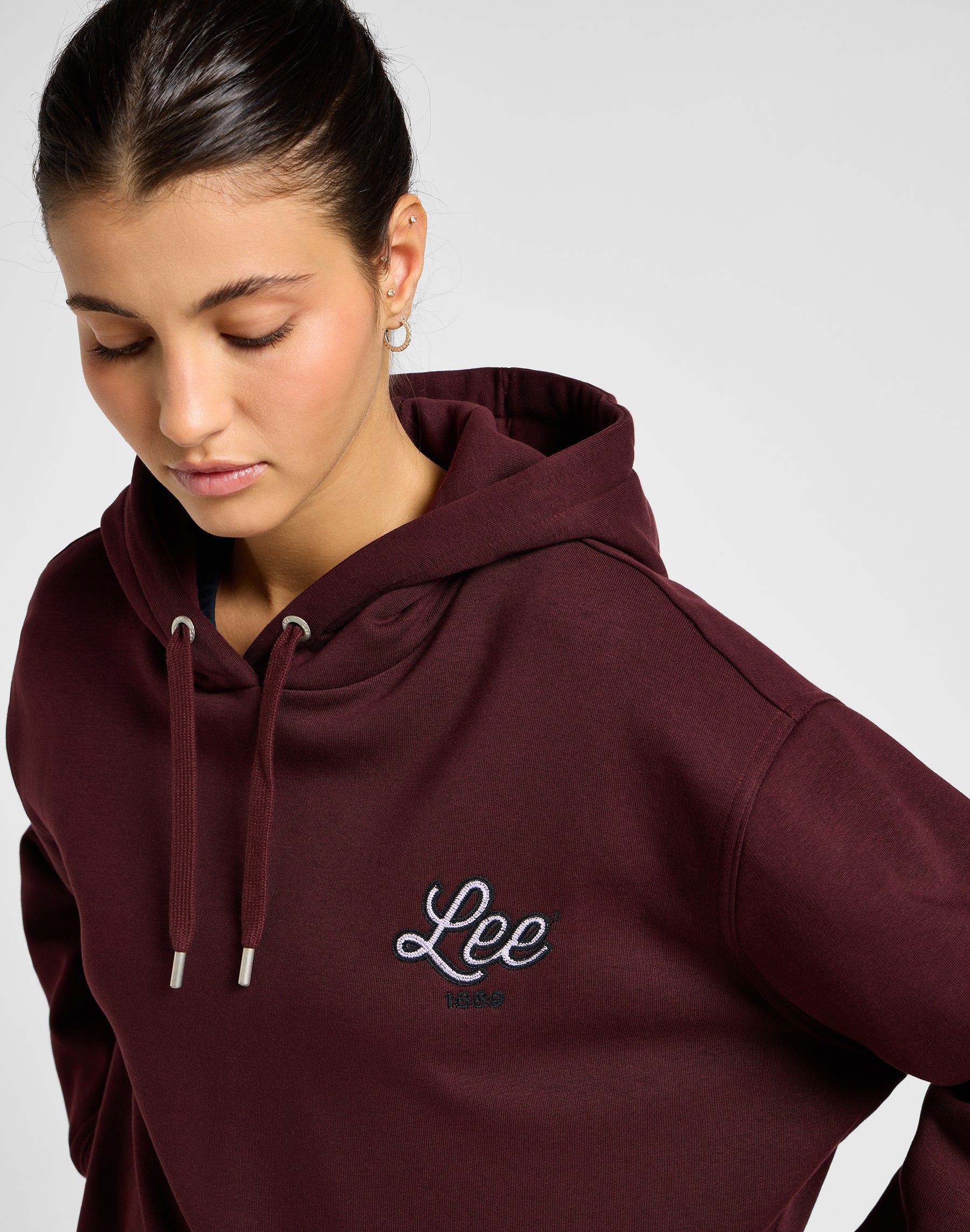 Logo Hoodie in Velvet Beet Kapuzenpullover Lee   