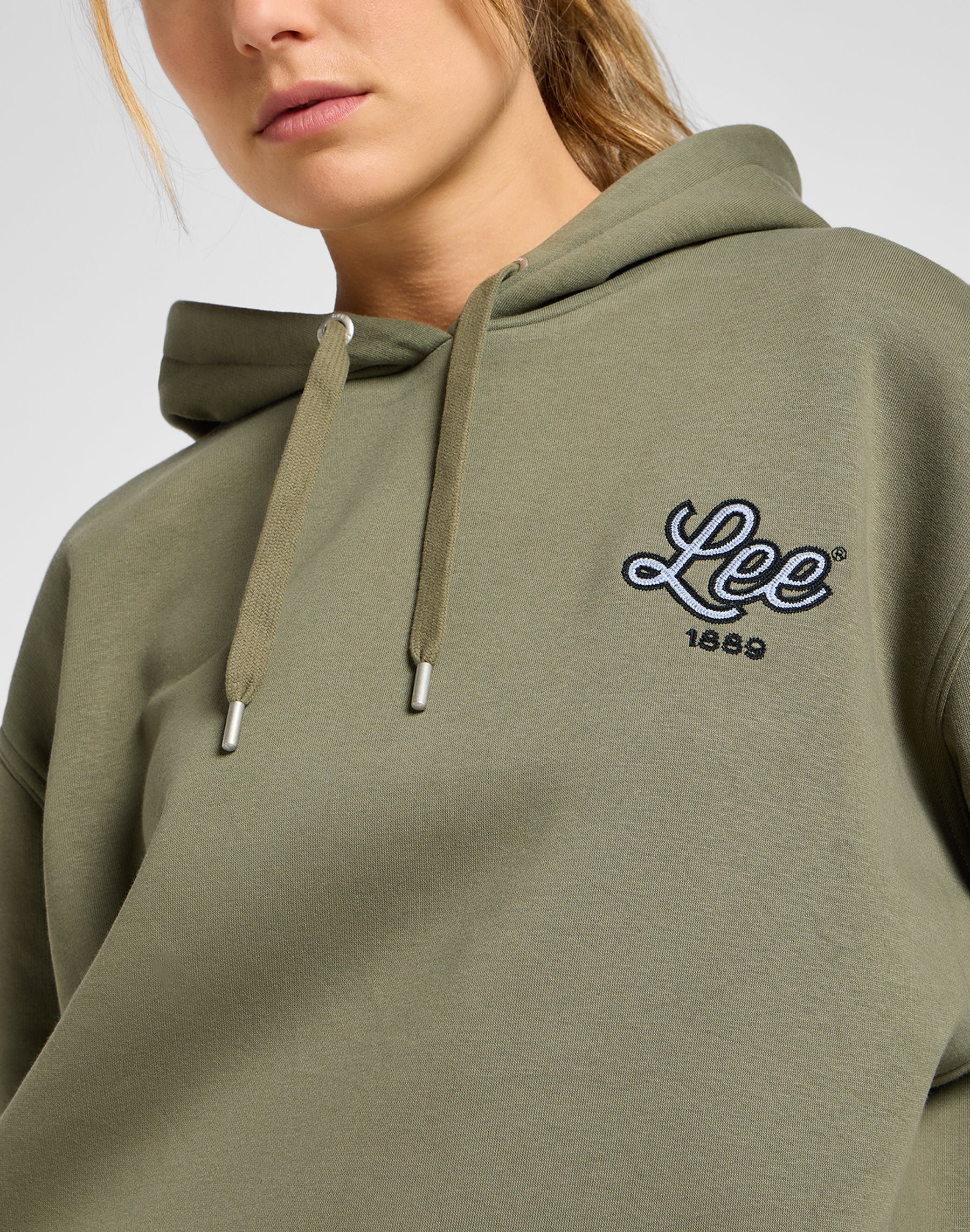 Logo Hoodie in Mercantile Green Kapuzenpullover Lee   