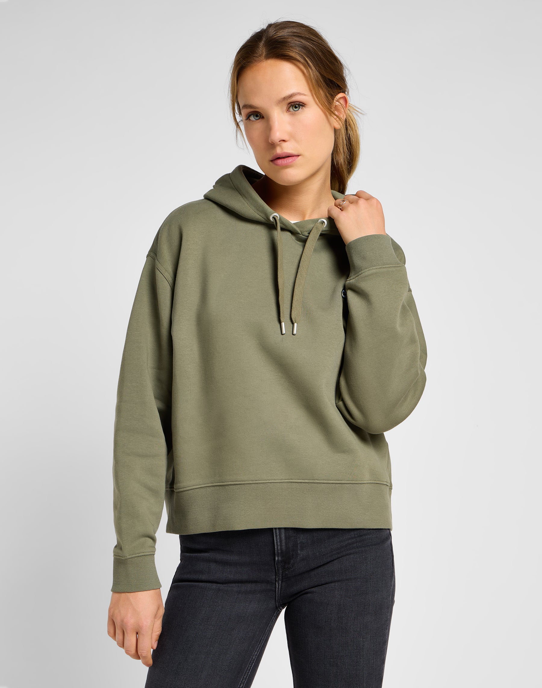 Logo Hoodie in Mercantile Green Kapuzenpullover Lee   