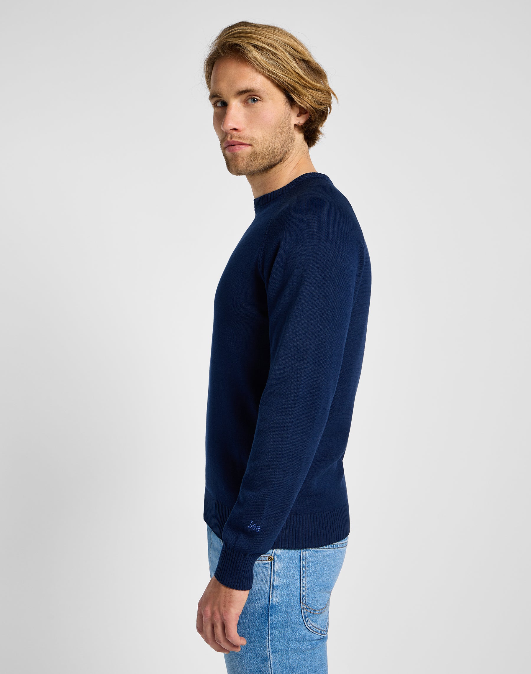 Clean Raglan Sweater in True Navy Sweatshirts Lee   