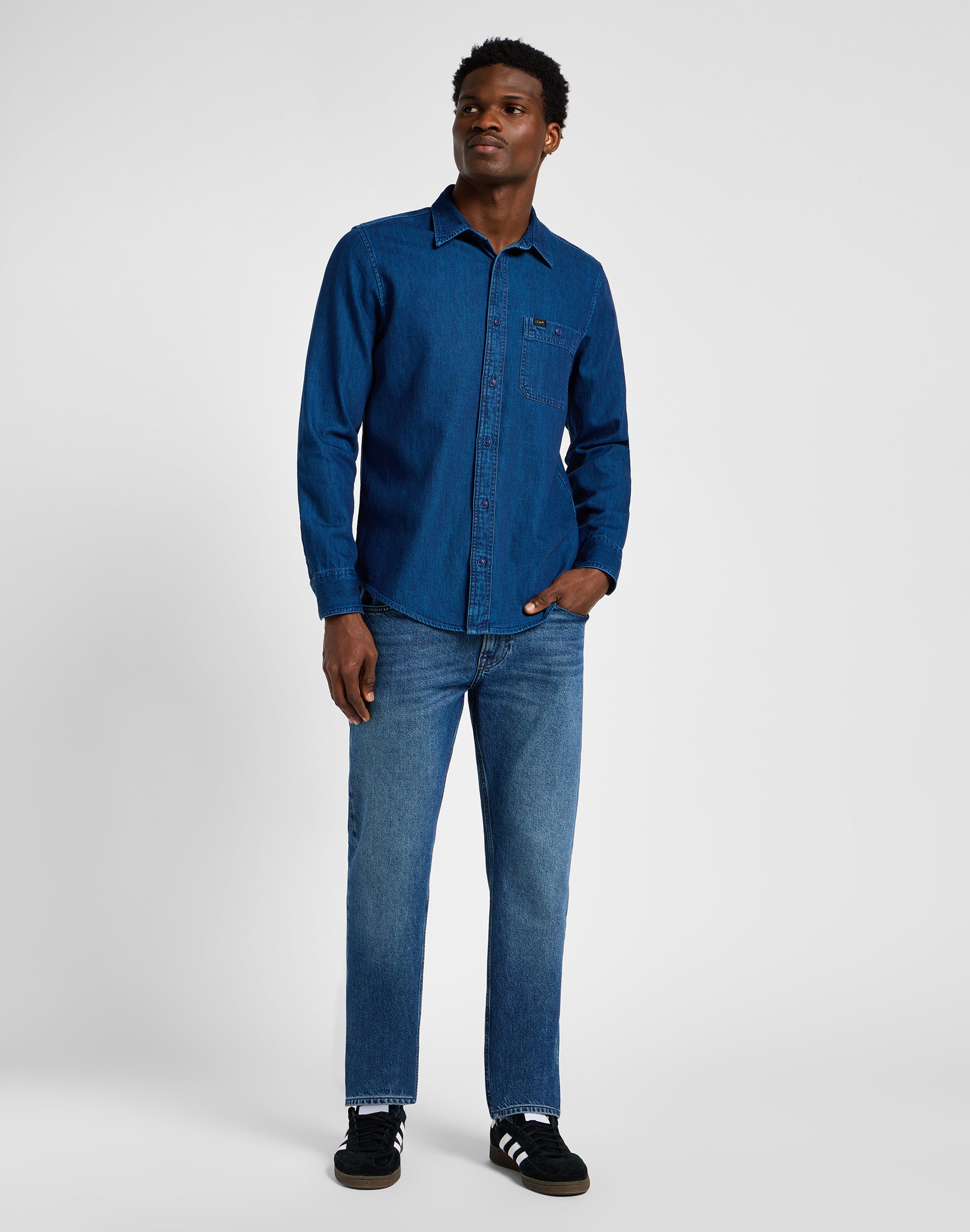 Leesure Shirt in Inky Blue Wash Hemden Lee   