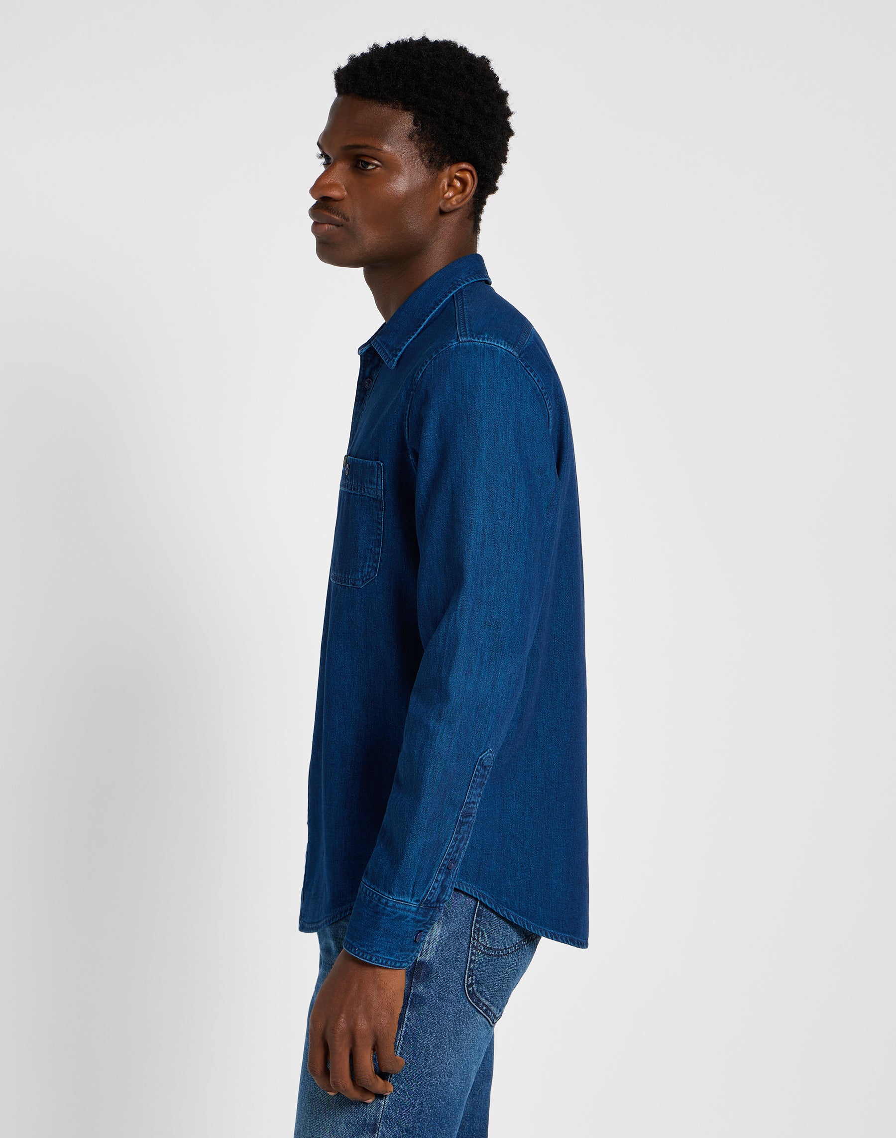 Leesure Shirt in Inky Blue Wash Hemden Lee   