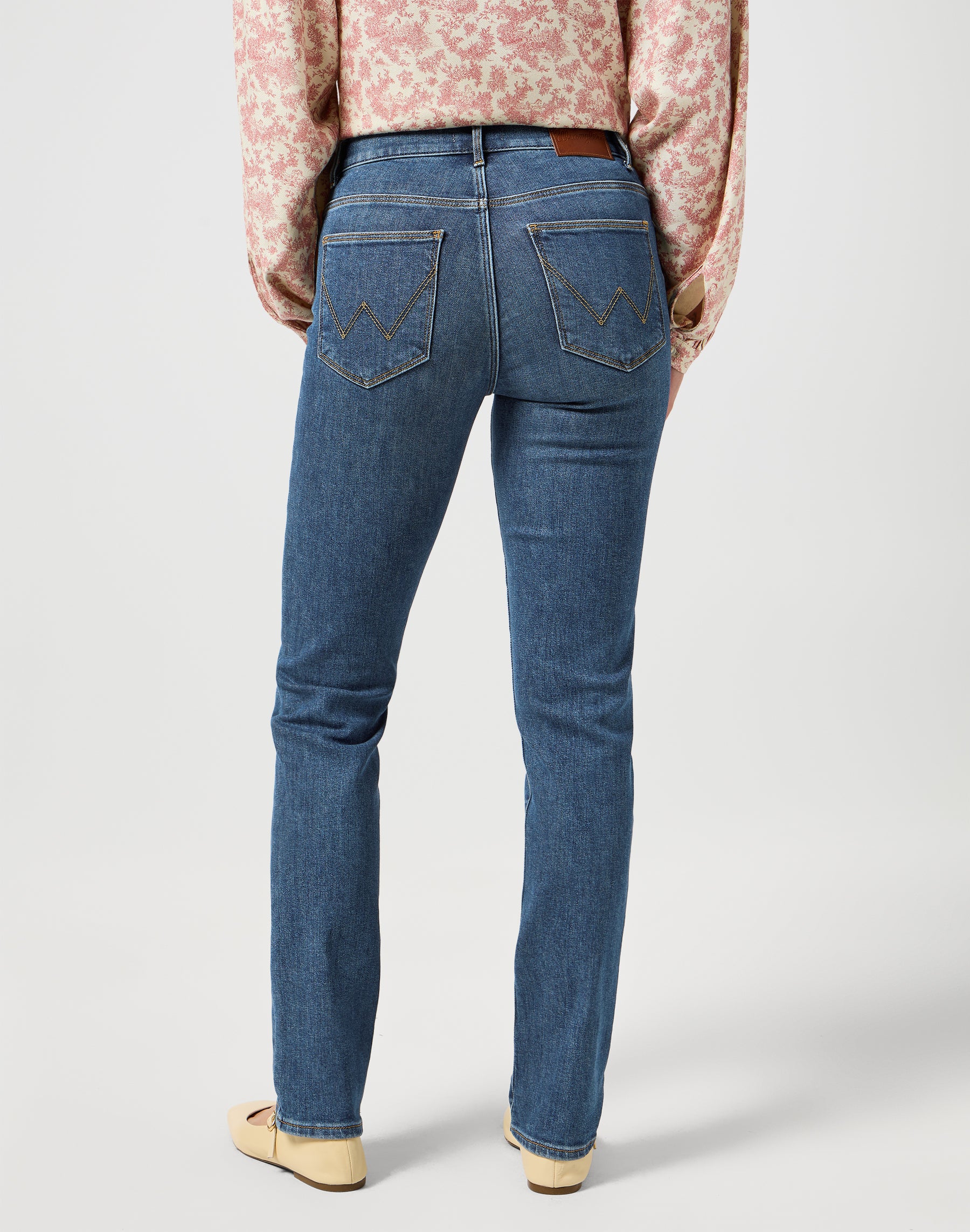 Slim in Smokey Denim Jeans Wrangler   