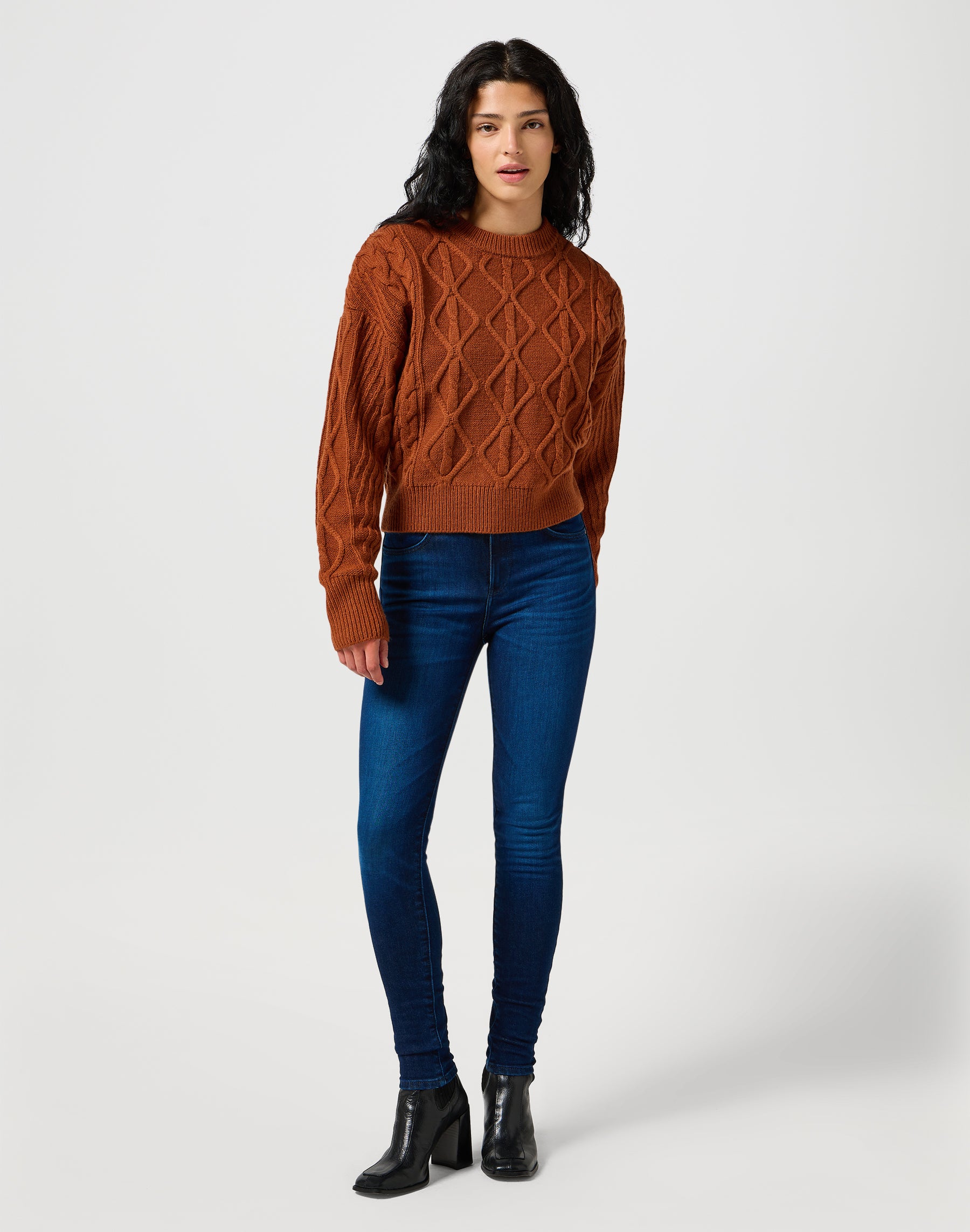 Cable Knit Sweater in Gingerbread Pullover Wrangler   