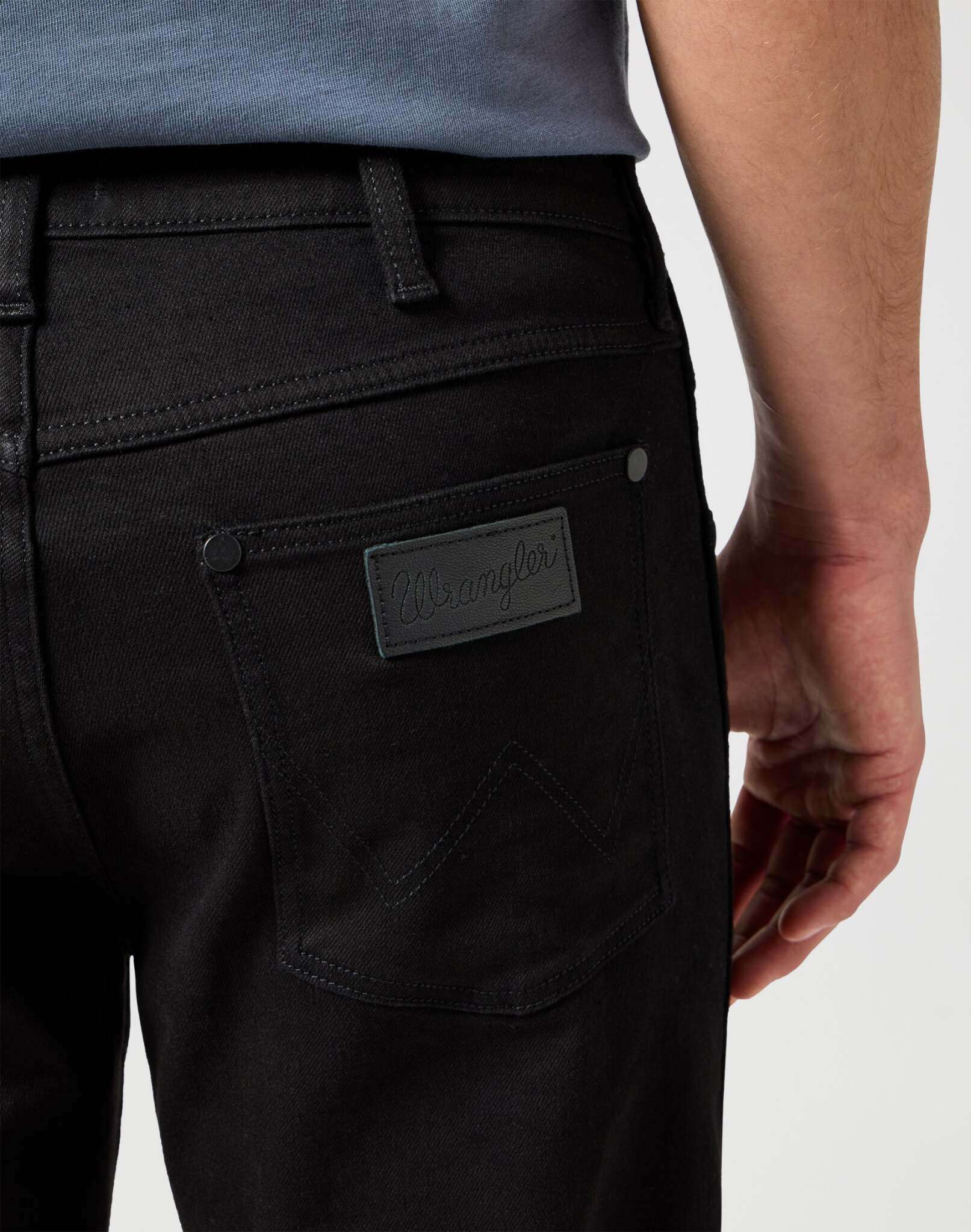 Larston in Deep Ink Jeans Wrangler   