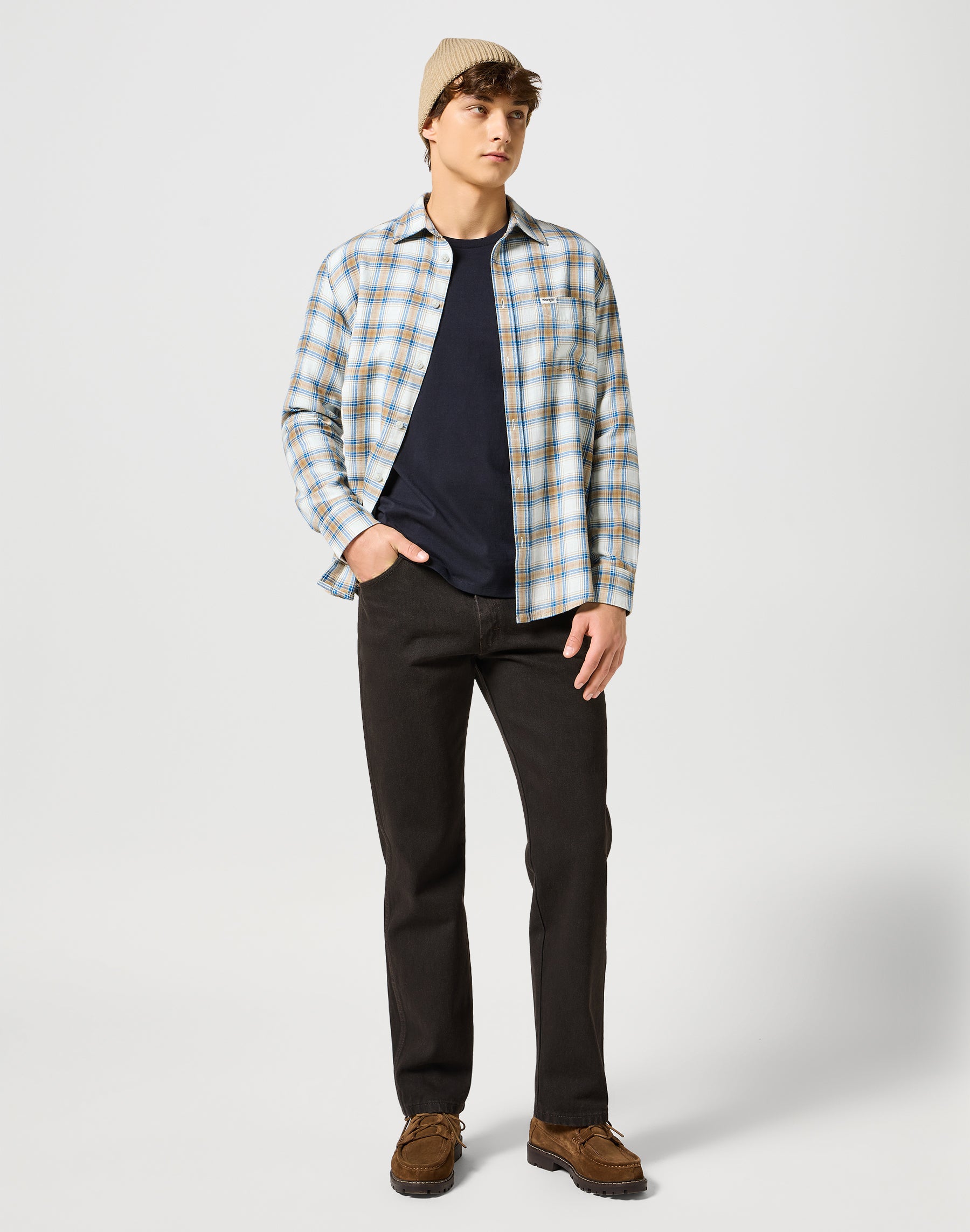 One Pocket Indigo Shirt in White Hemden Wrangler   