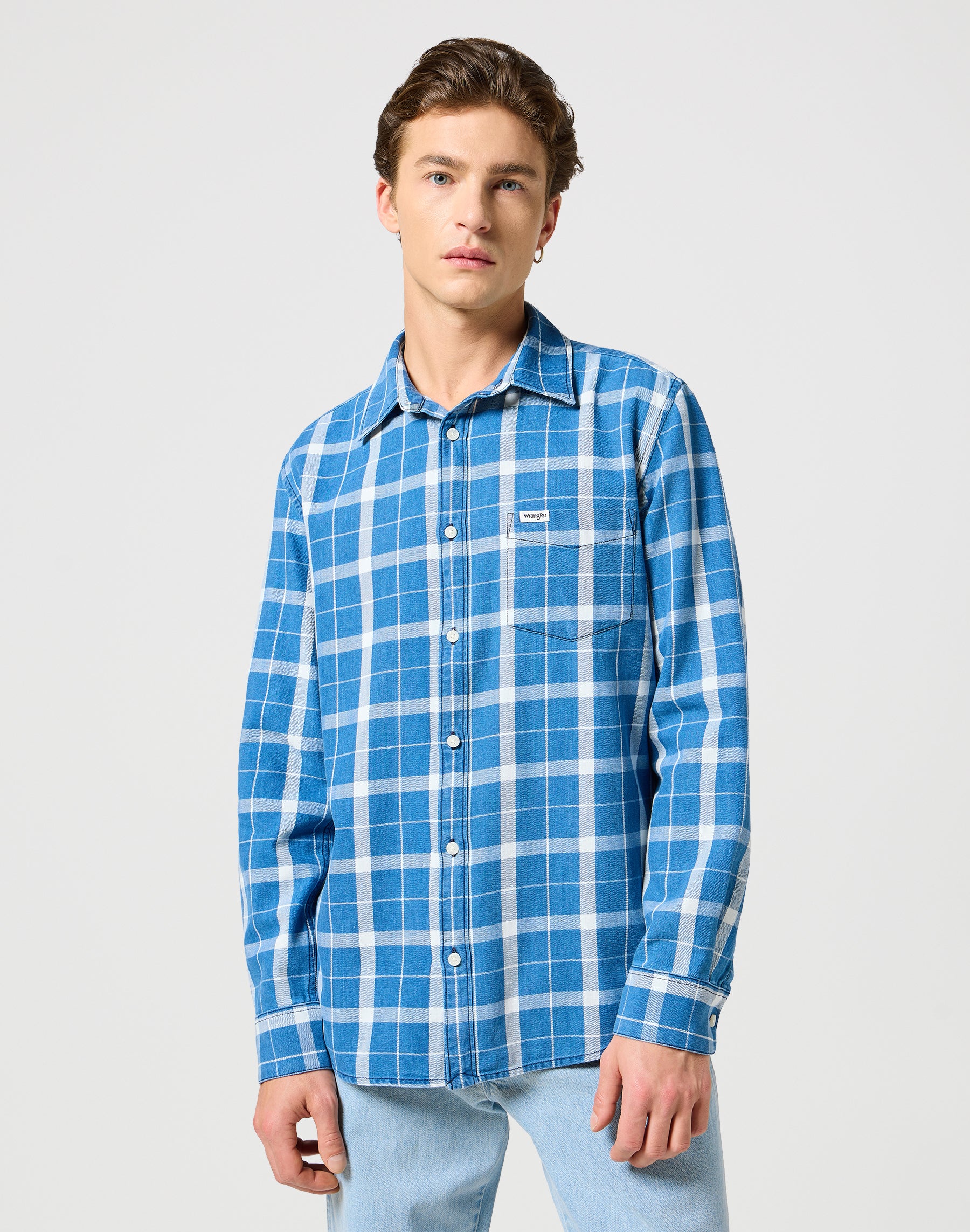 One Pocket Shirt in Blue Indigo Hemden Wrangler   