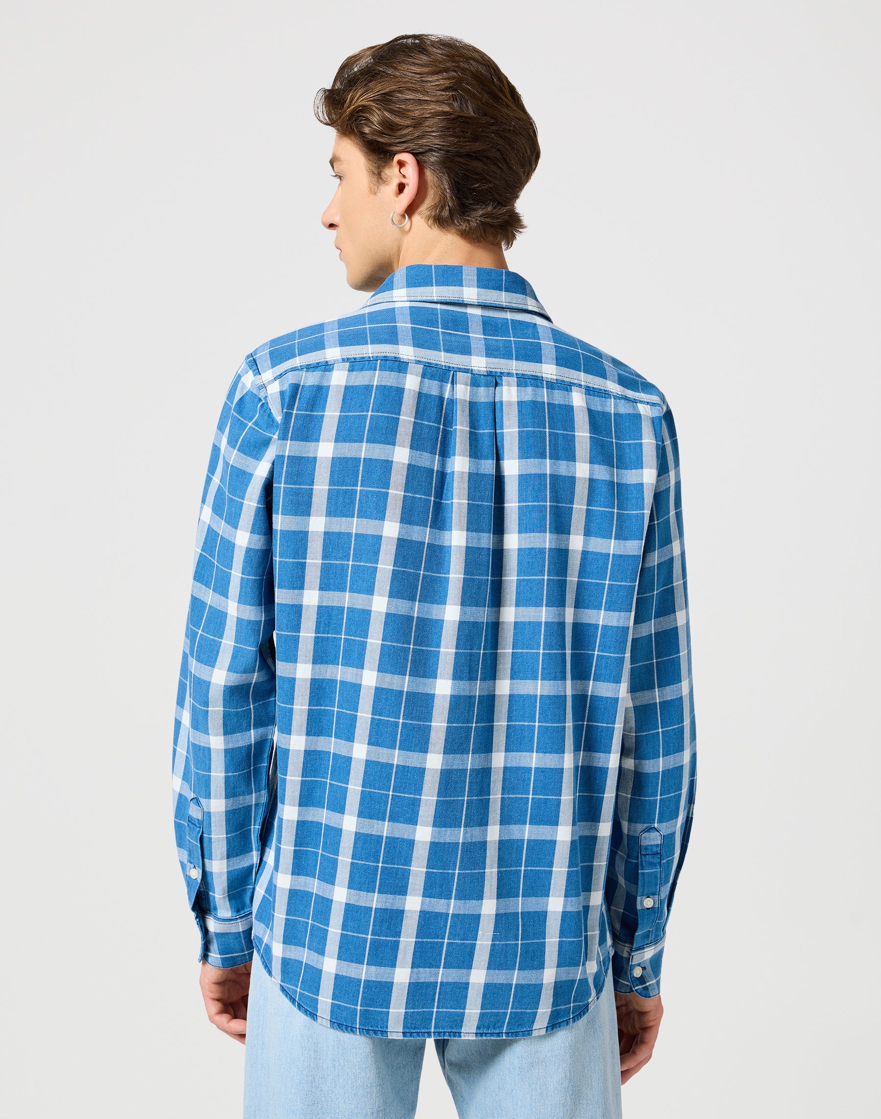 One Pocket Shirt in Blue Indigo Hemden Wrangler   