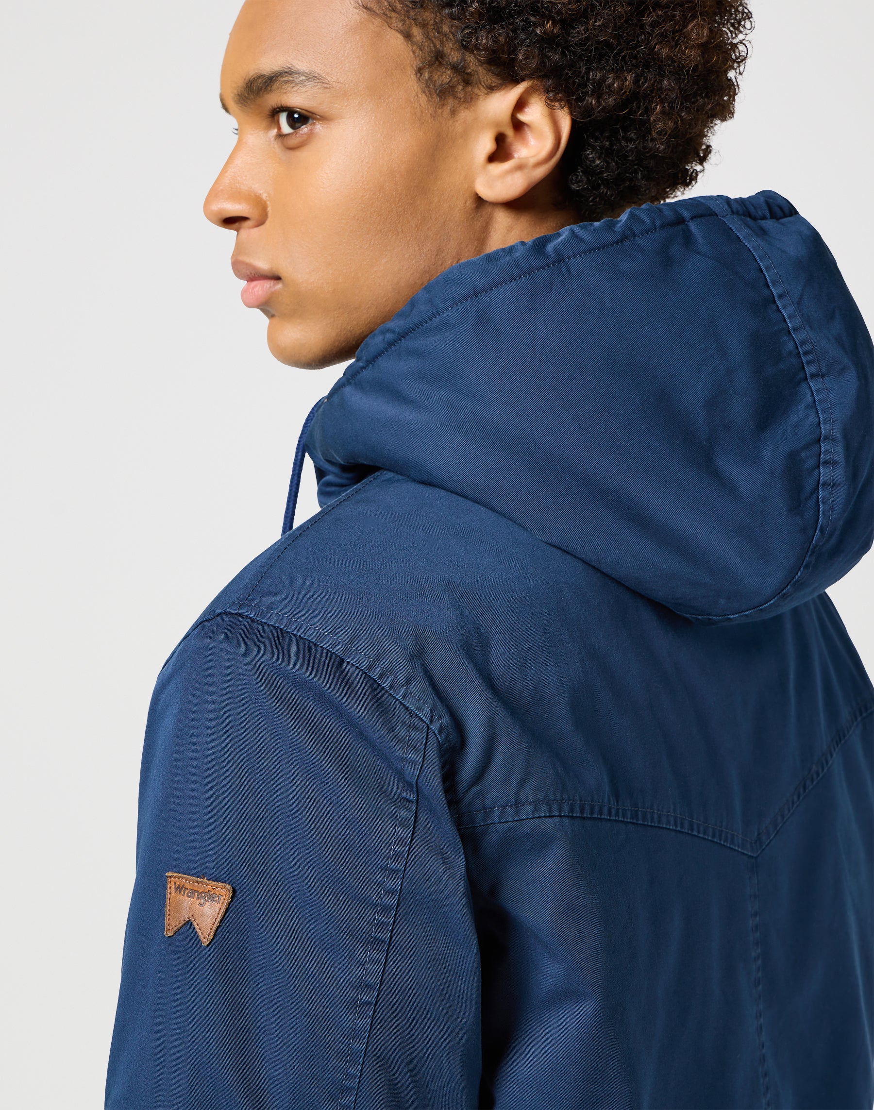 Heavy Puffer Jacket in Navy Jacken Wrangler   