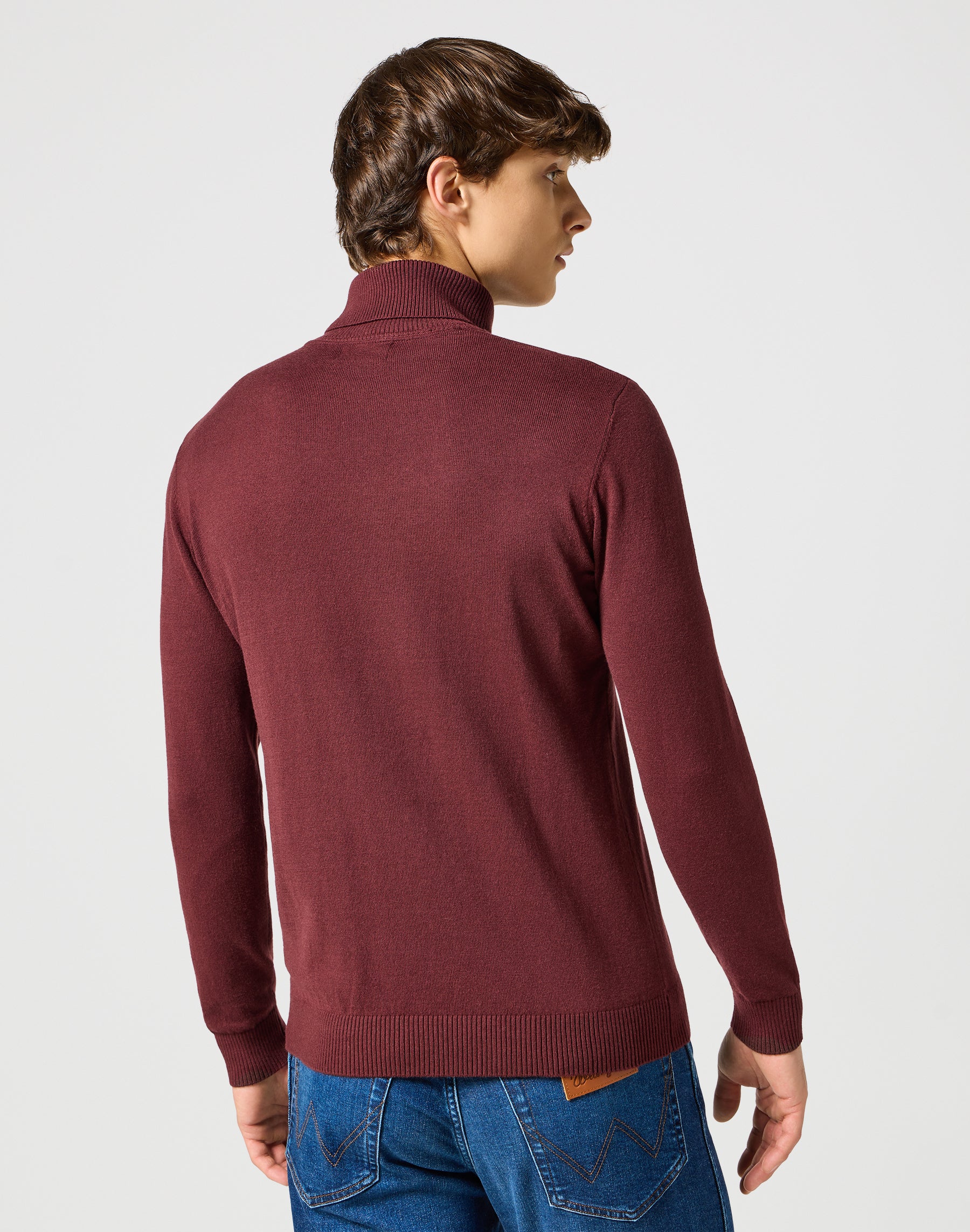 Turtleneck in Dahlia Pullover Wrangler   