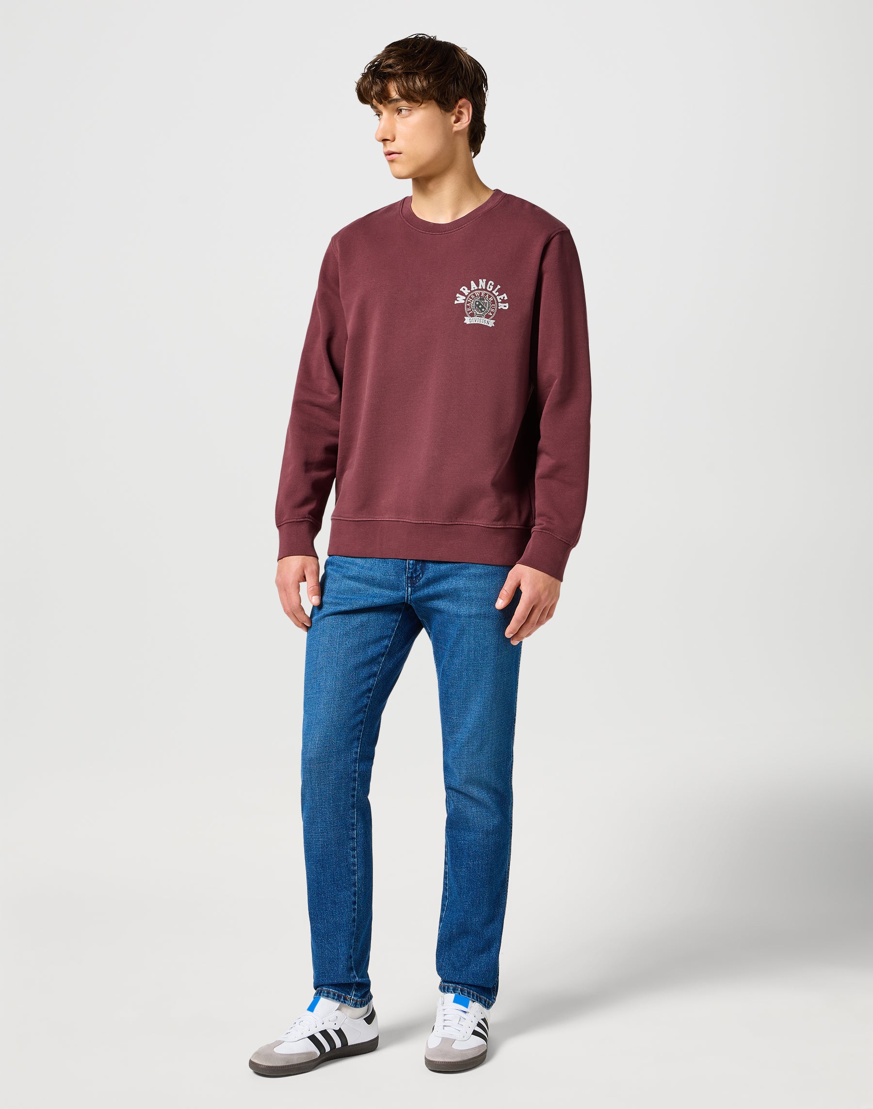 Crewneck Sweatshirt in Dahlia Sweatshirts Wrangler   