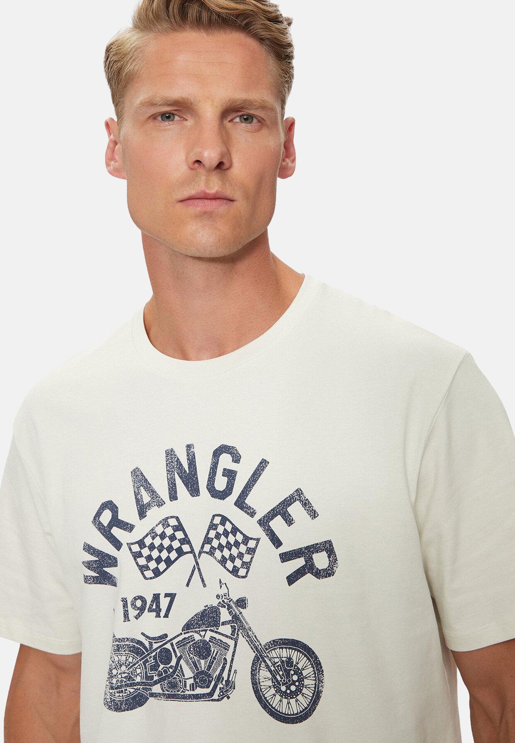 Americana Tee in Vintage White T-Shirts Wrangler   