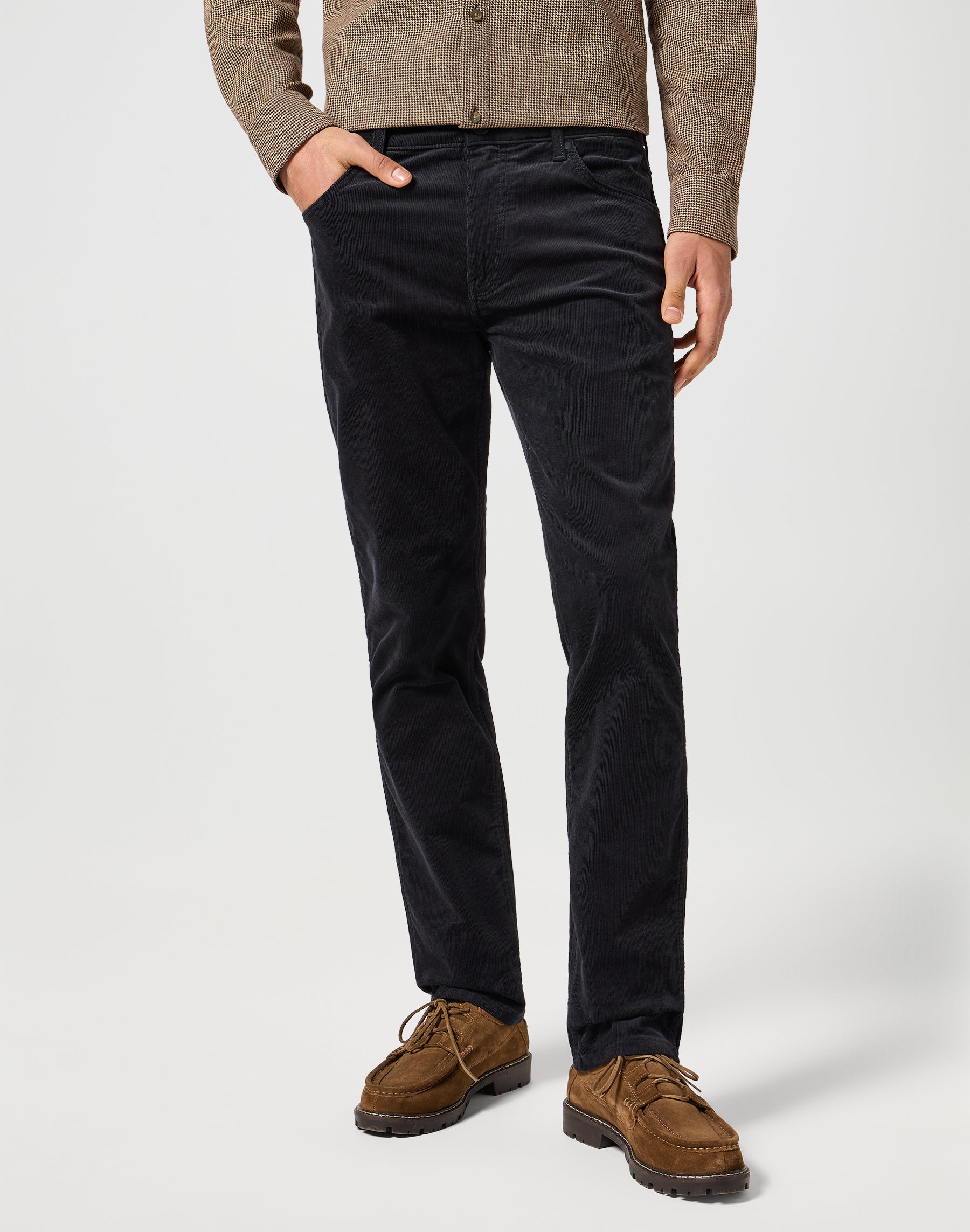 Greensboro in Black Hosen Wrangler   