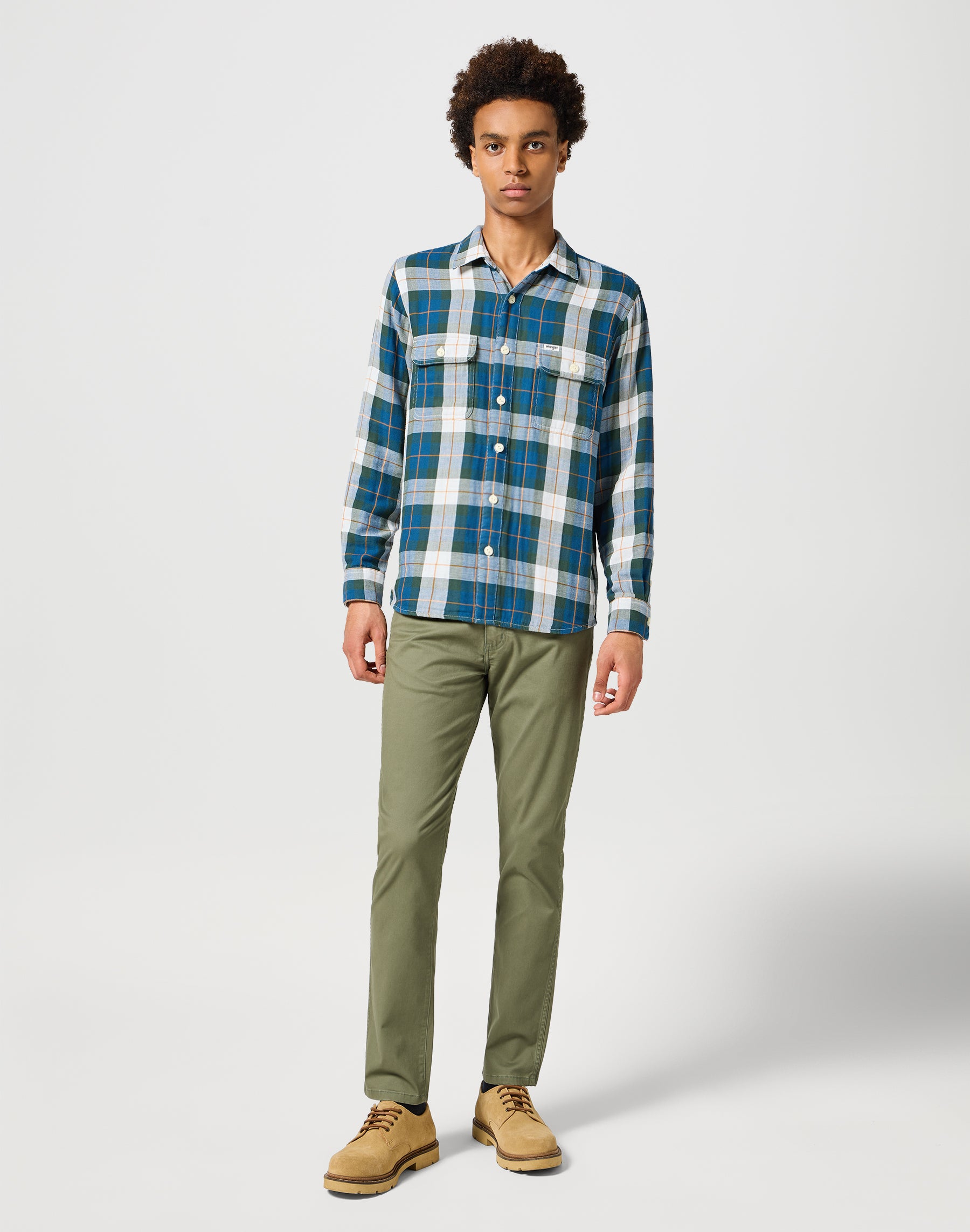 Two Pocket Shirt in Green Hemden Wrangler   