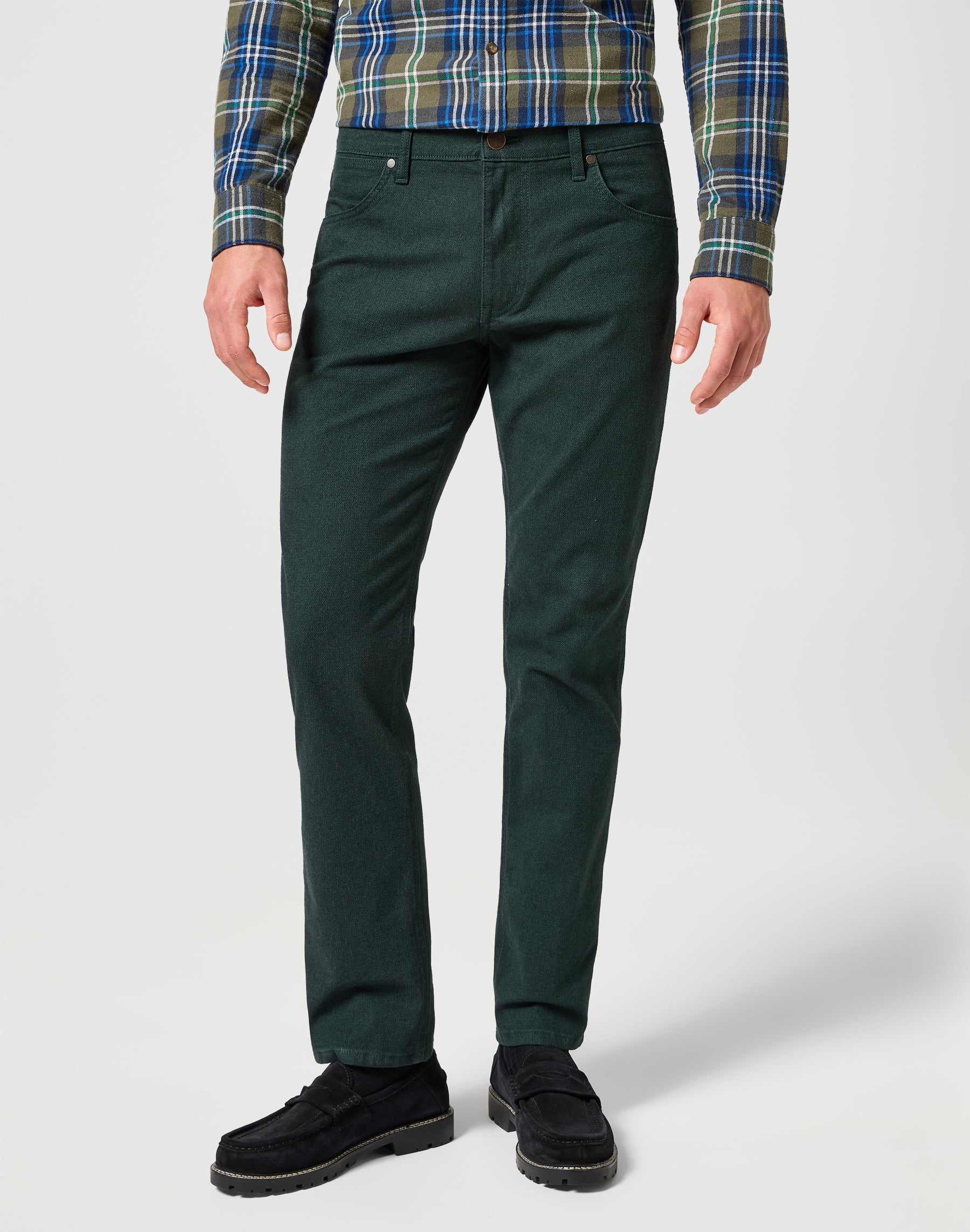 Greensboro in Scarab Hosen Wrangler   