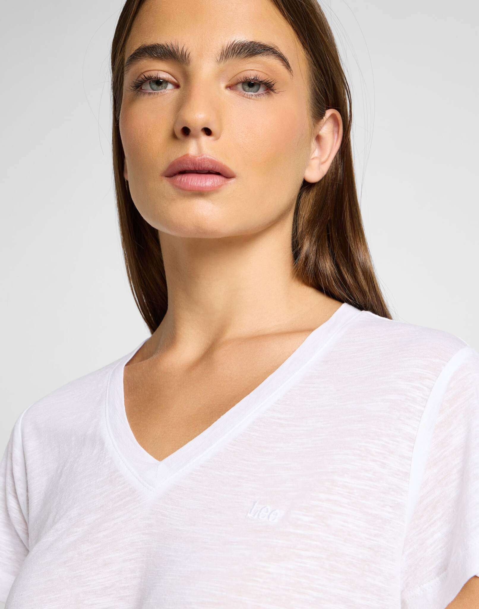 V Neck Tee in Bright White T-Shirts Lee