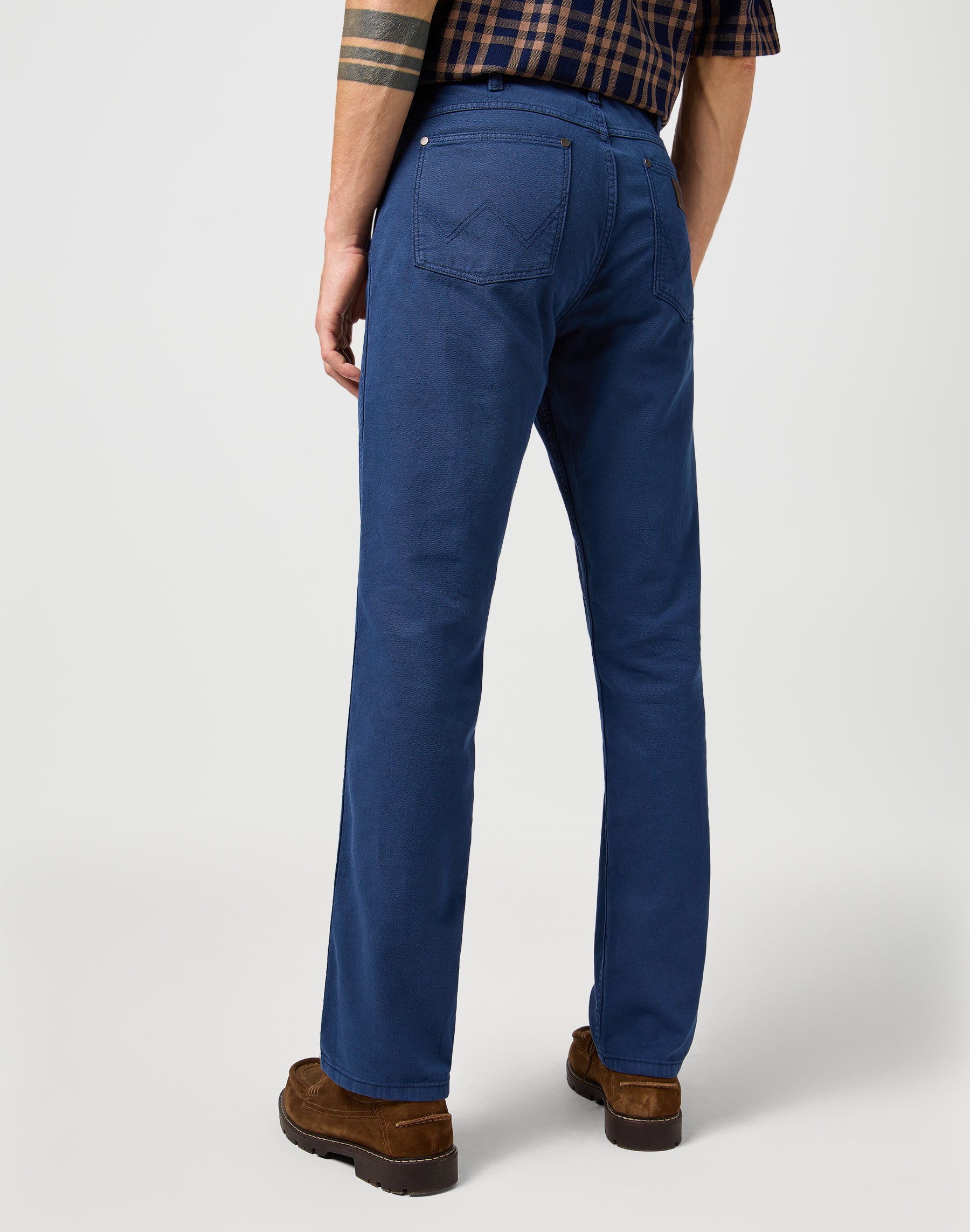 Greensboro in Navy Hosen Wrangler