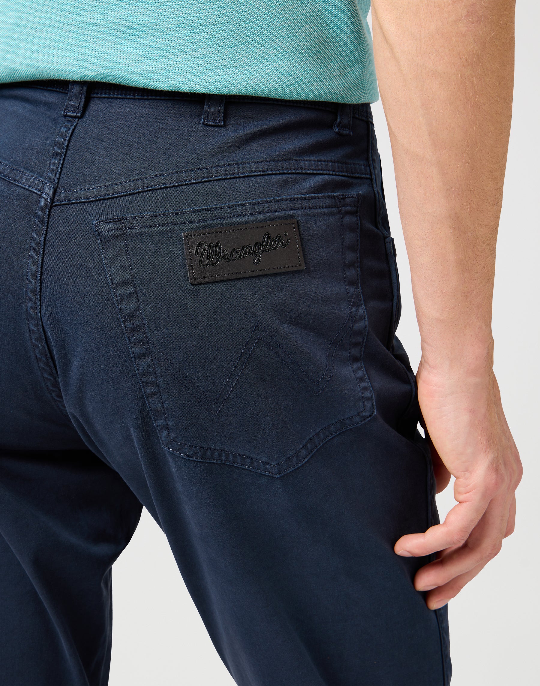 Texas Slim in Dark Navy Hosen Wrangler