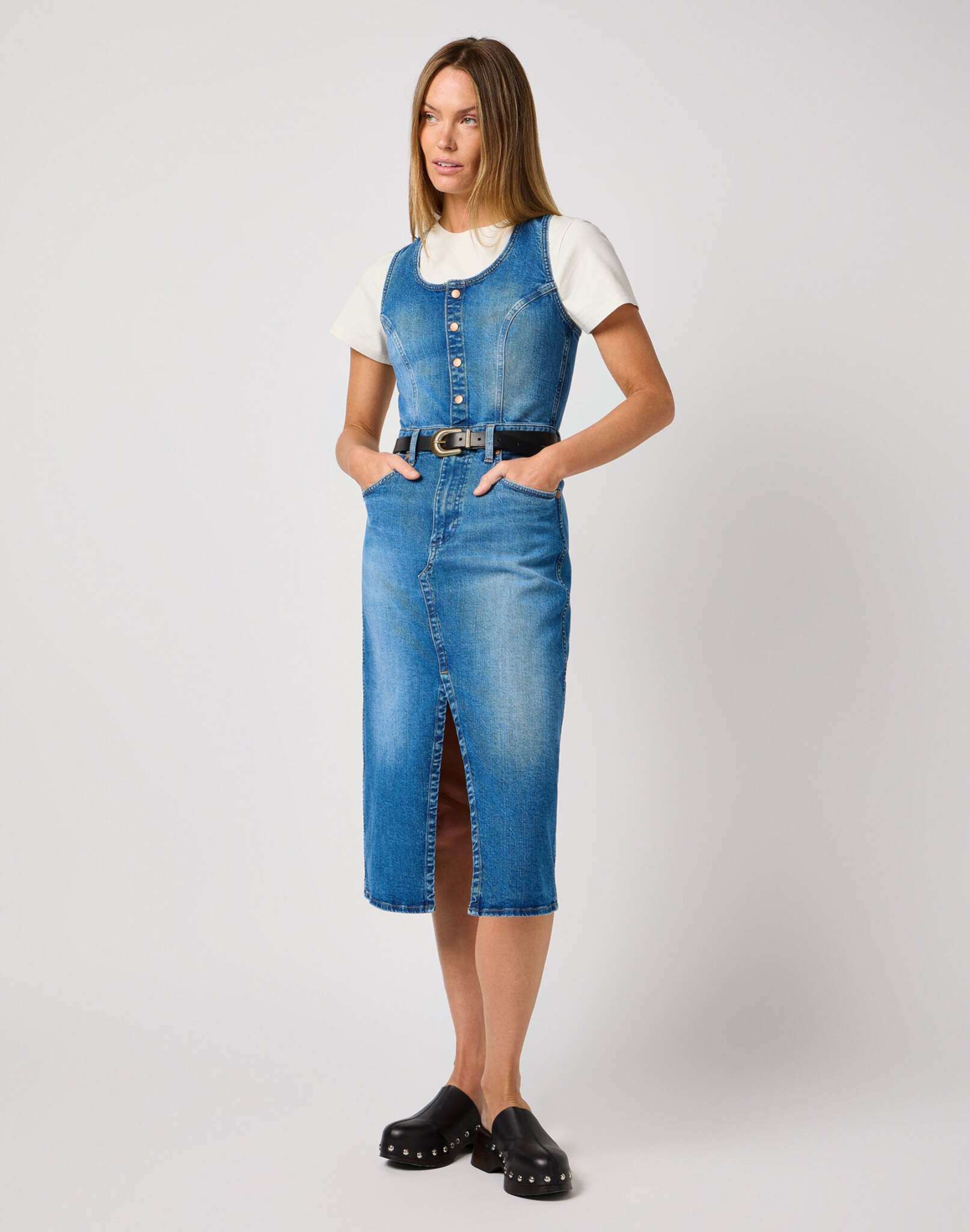 The Dress in Wrangler Wrugged Kleider Wrangler