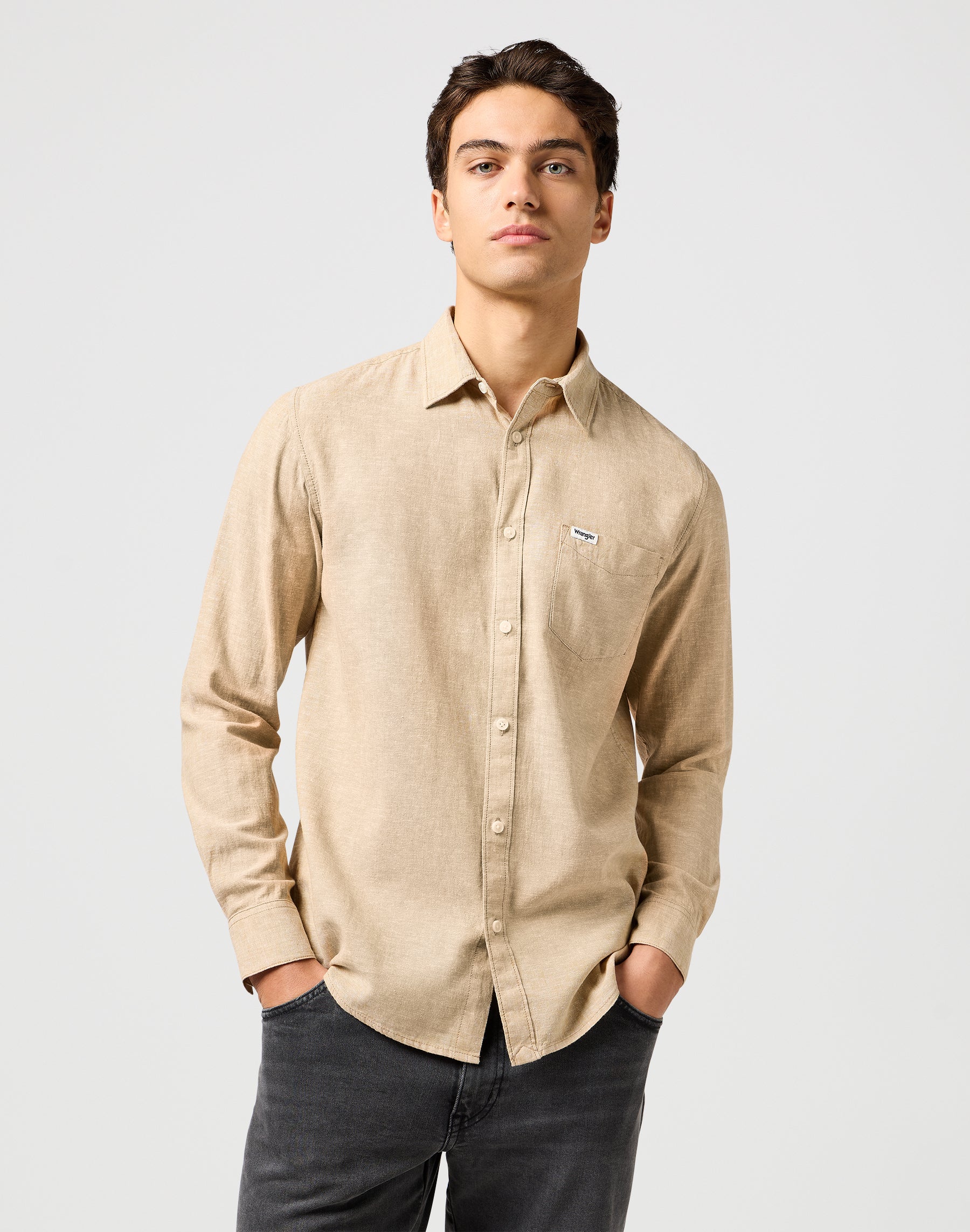 1 Pkt Shirt in Timberwolf Hemden Wrangler