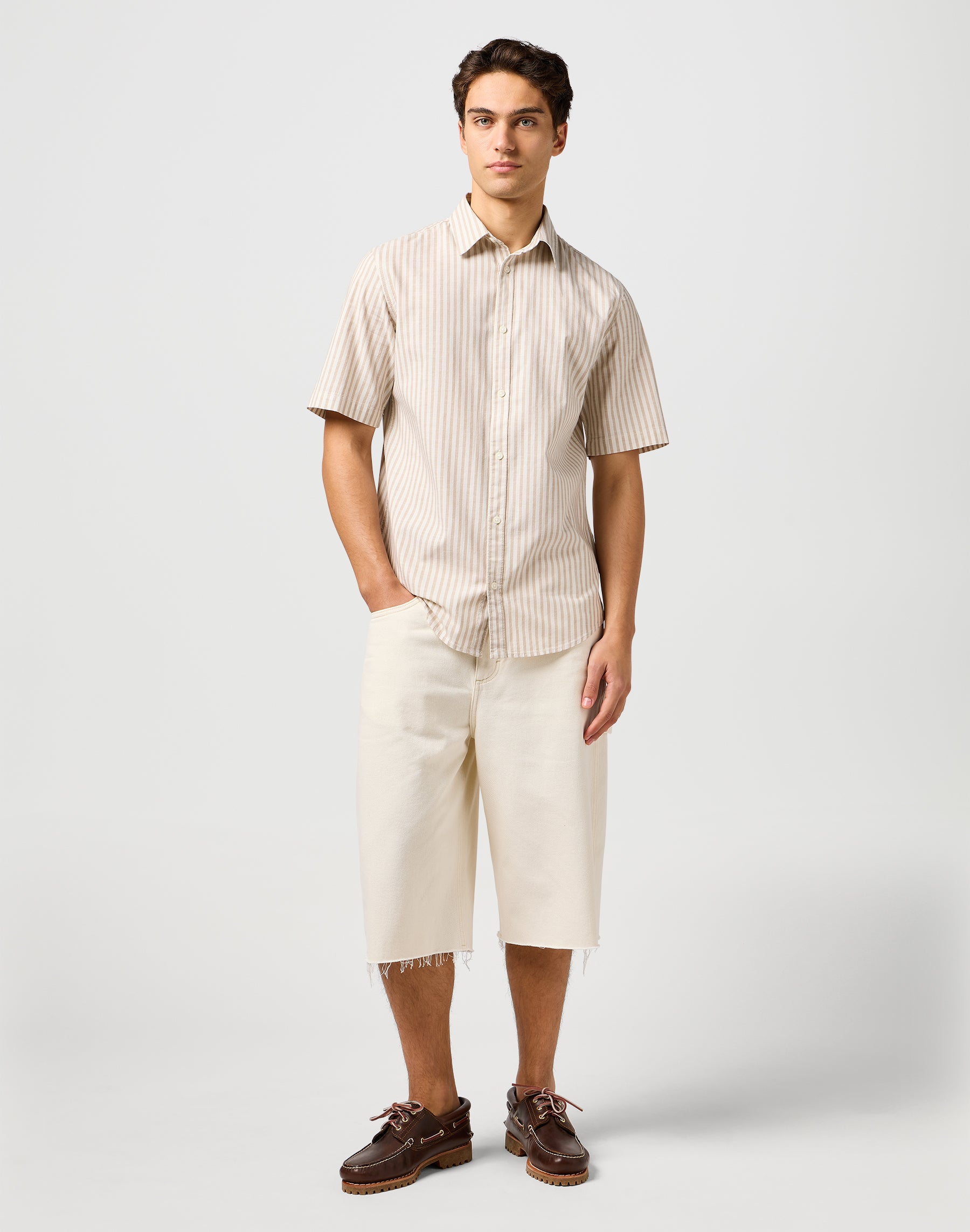 Ss Shirt in Tan Stripe Hemden Wrangler