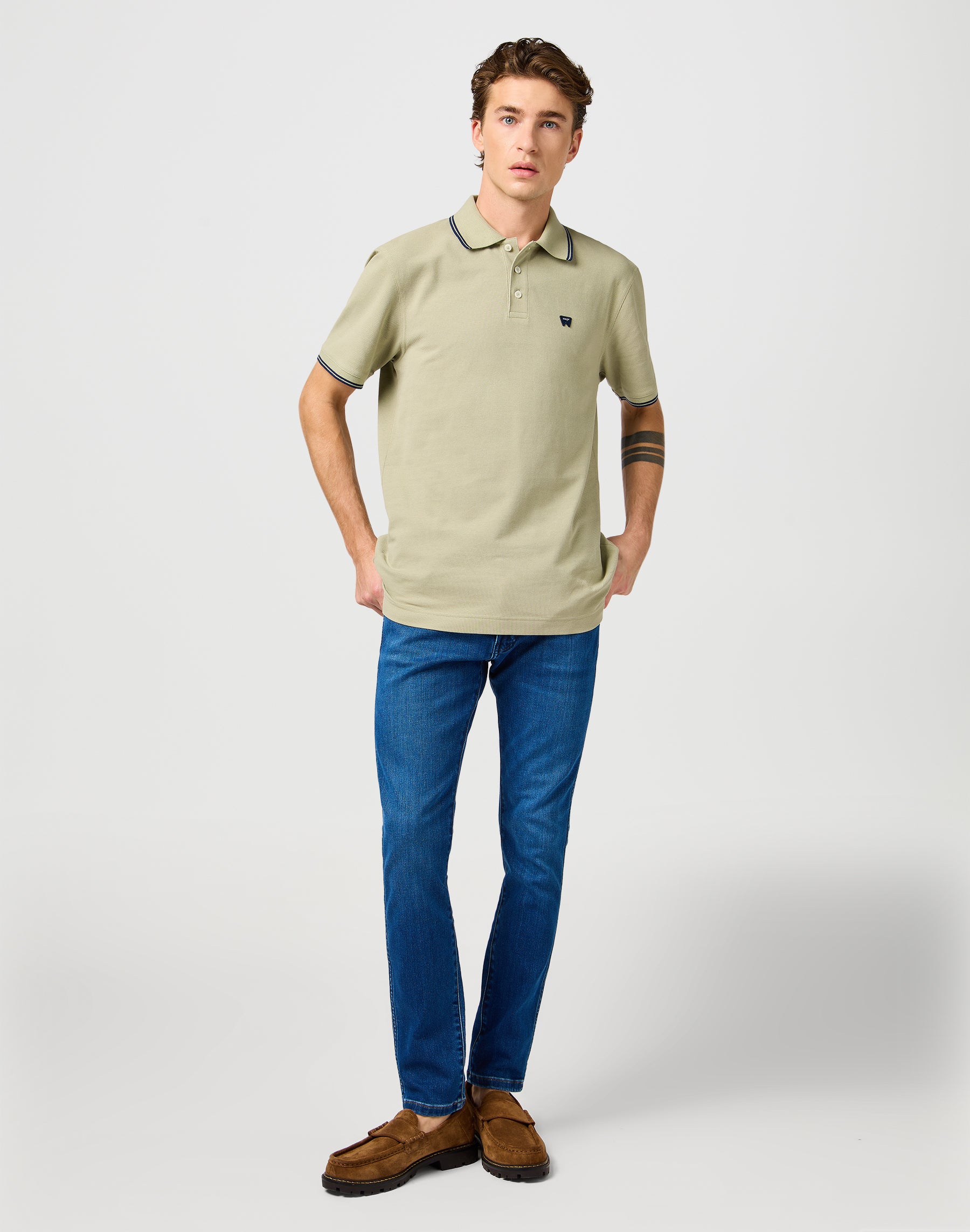 Polo Shirt in Tea T-Shirts Wrangler