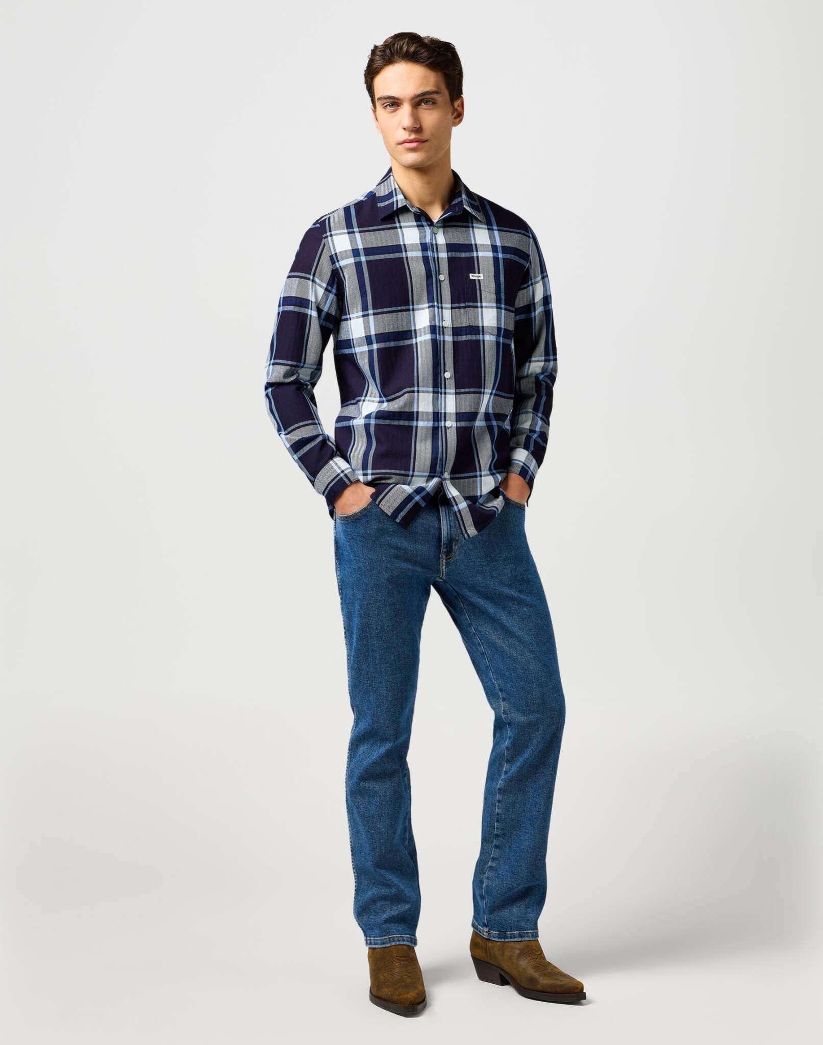 1 Pkt Shirt in Large Indigo Plaid Hemden Wrangler