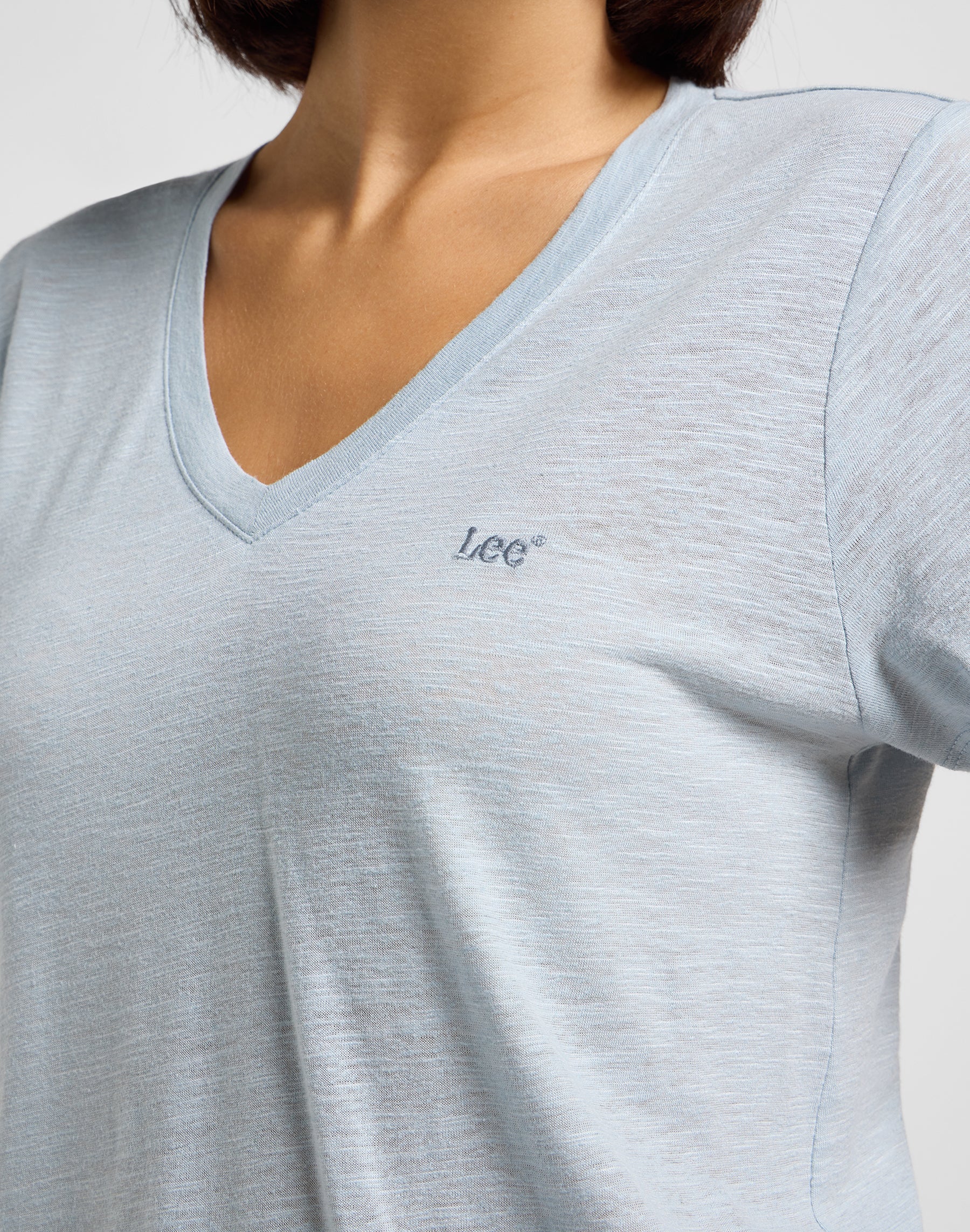 V Neck Tee in Concrete Gray T-Shirts Lee