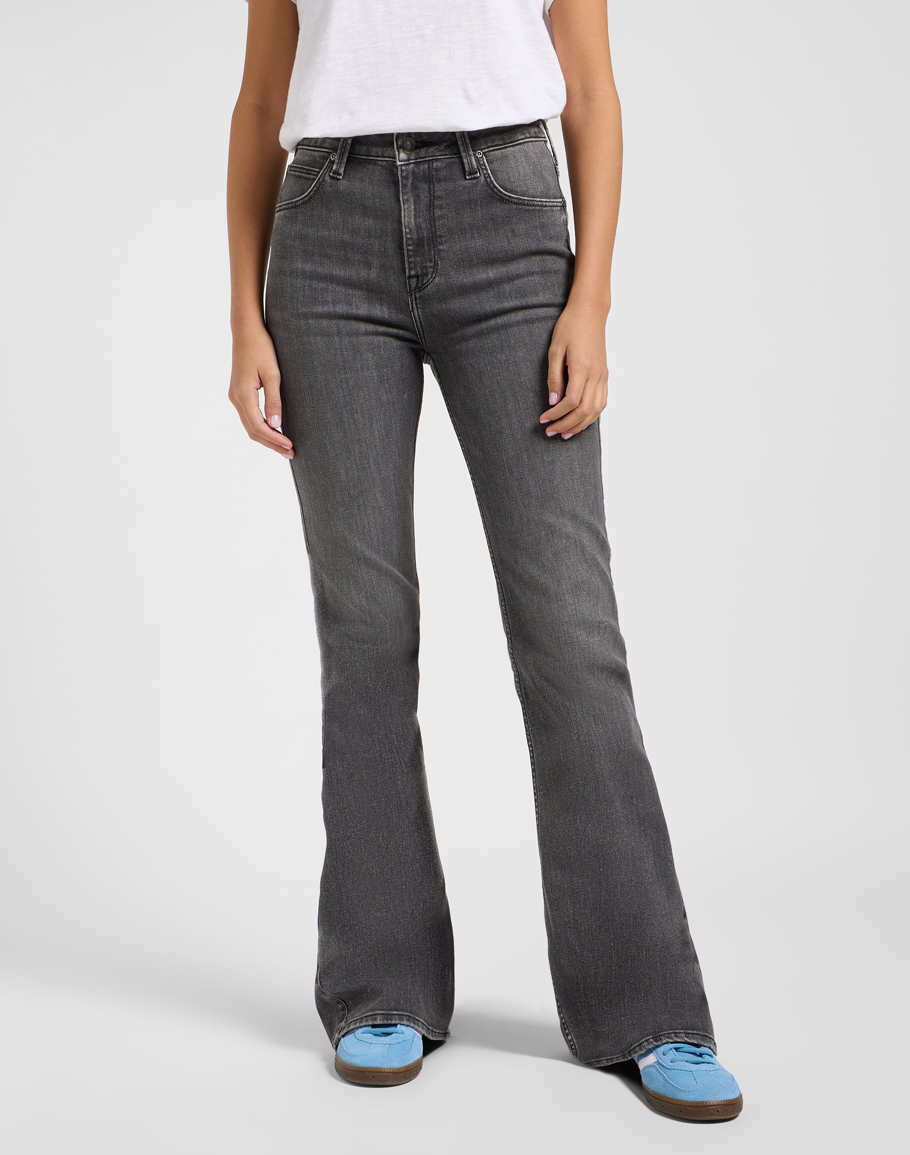 Breese in Faded Paint Jeans Lee