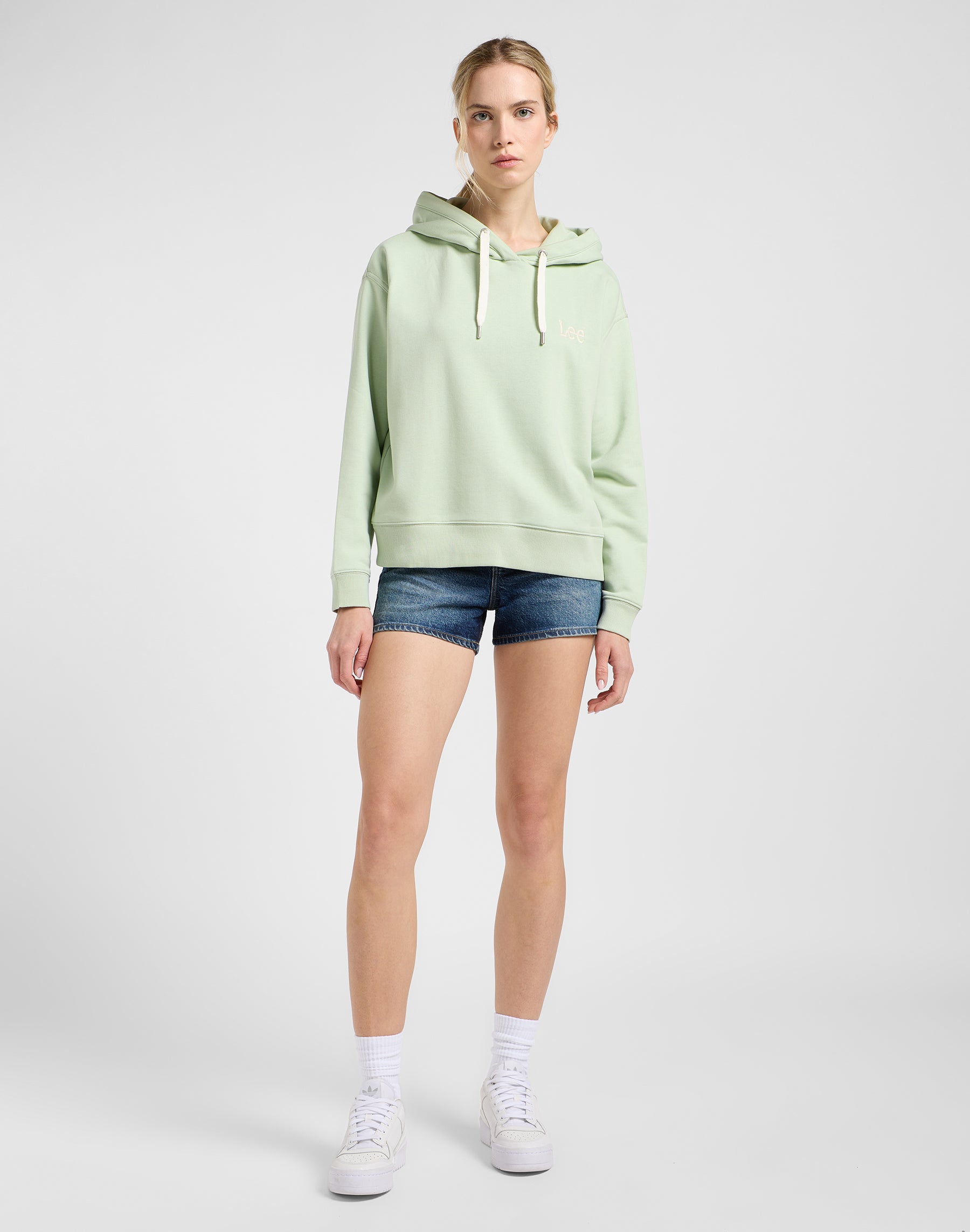 Essential Hoodie in Soft Sage Kapuzenpullover Lee