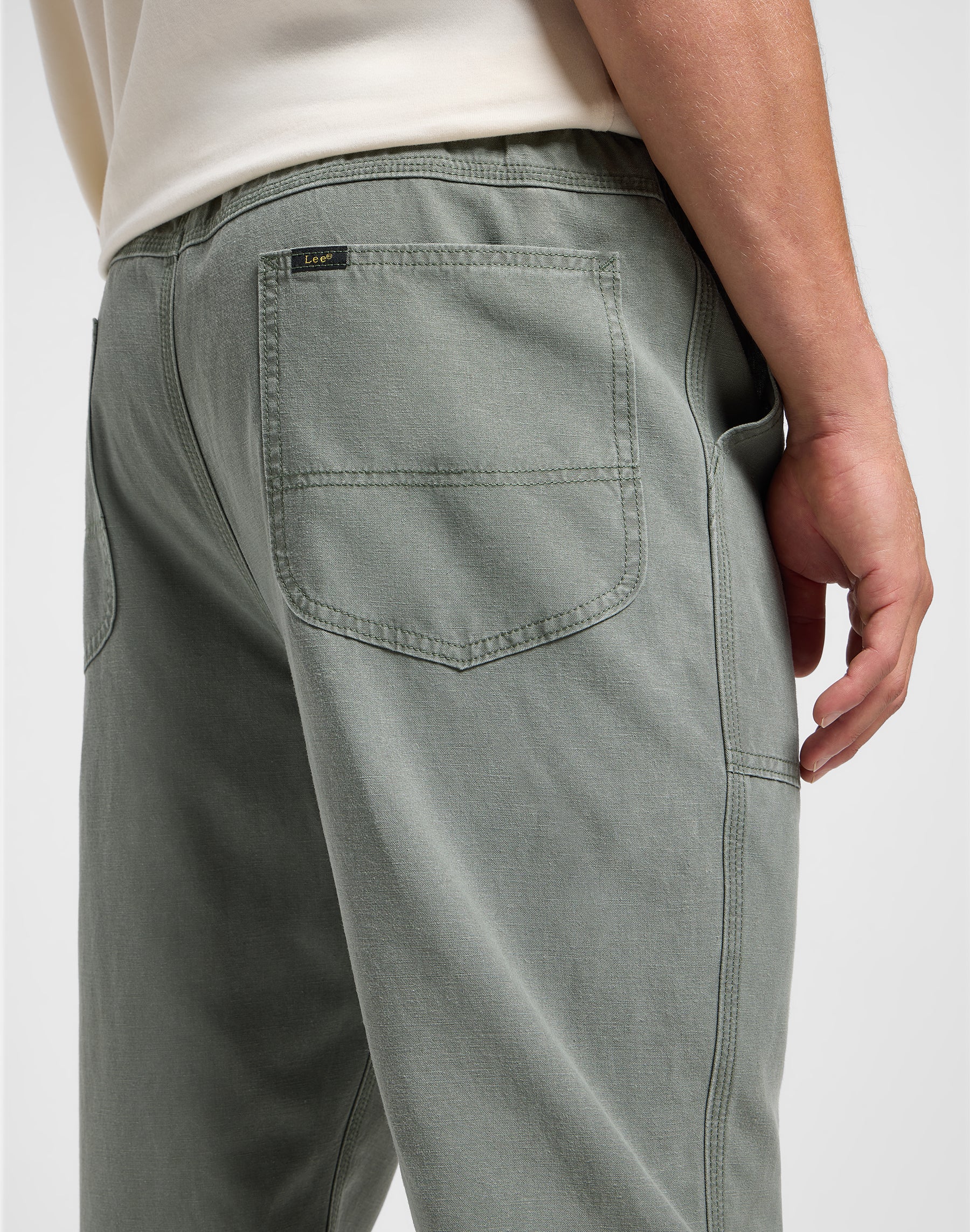 Utility Drawstring Pant in Olive Grove Hosen Lee