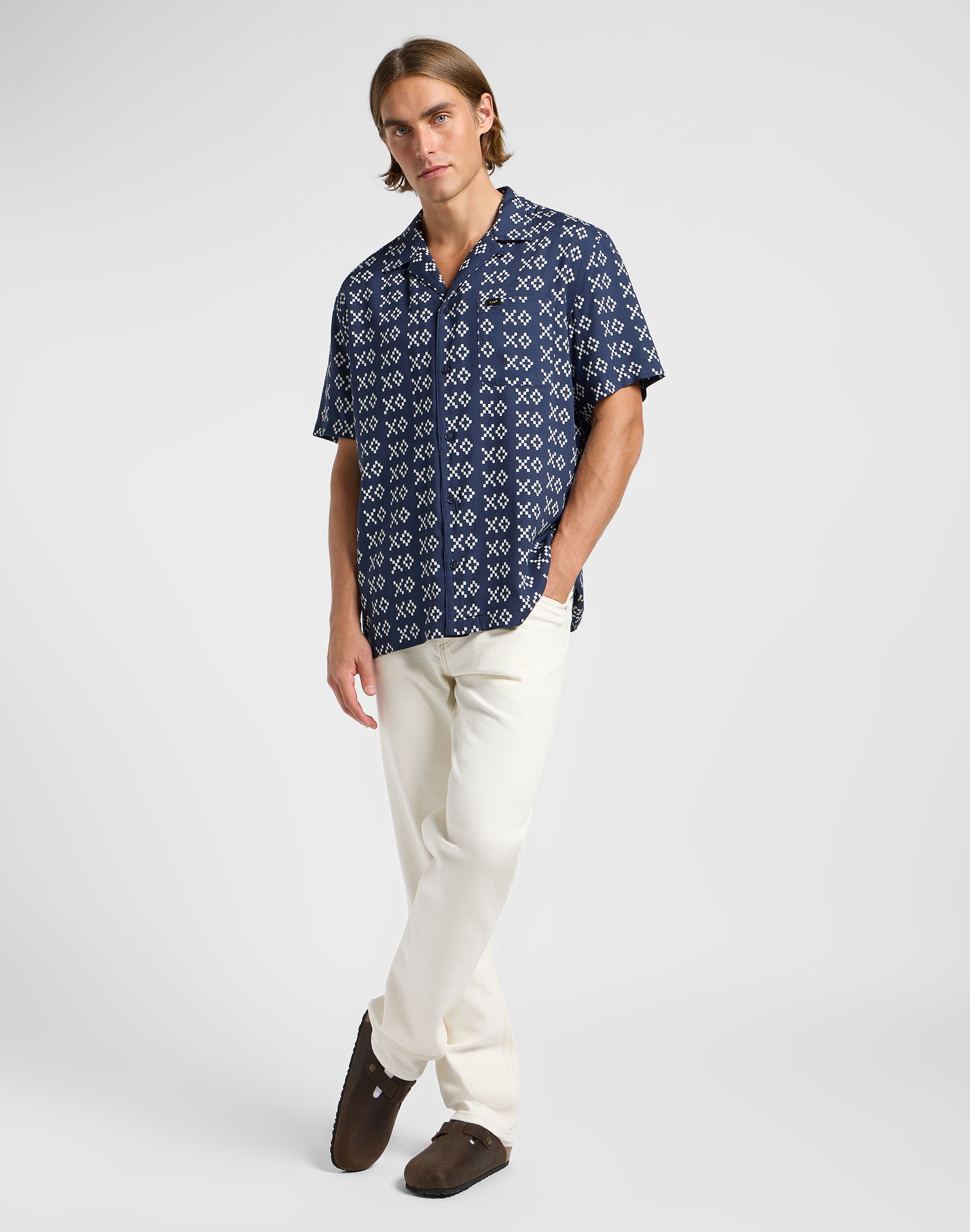 Resort Shirt in Rivet Ecru Hemden Lee