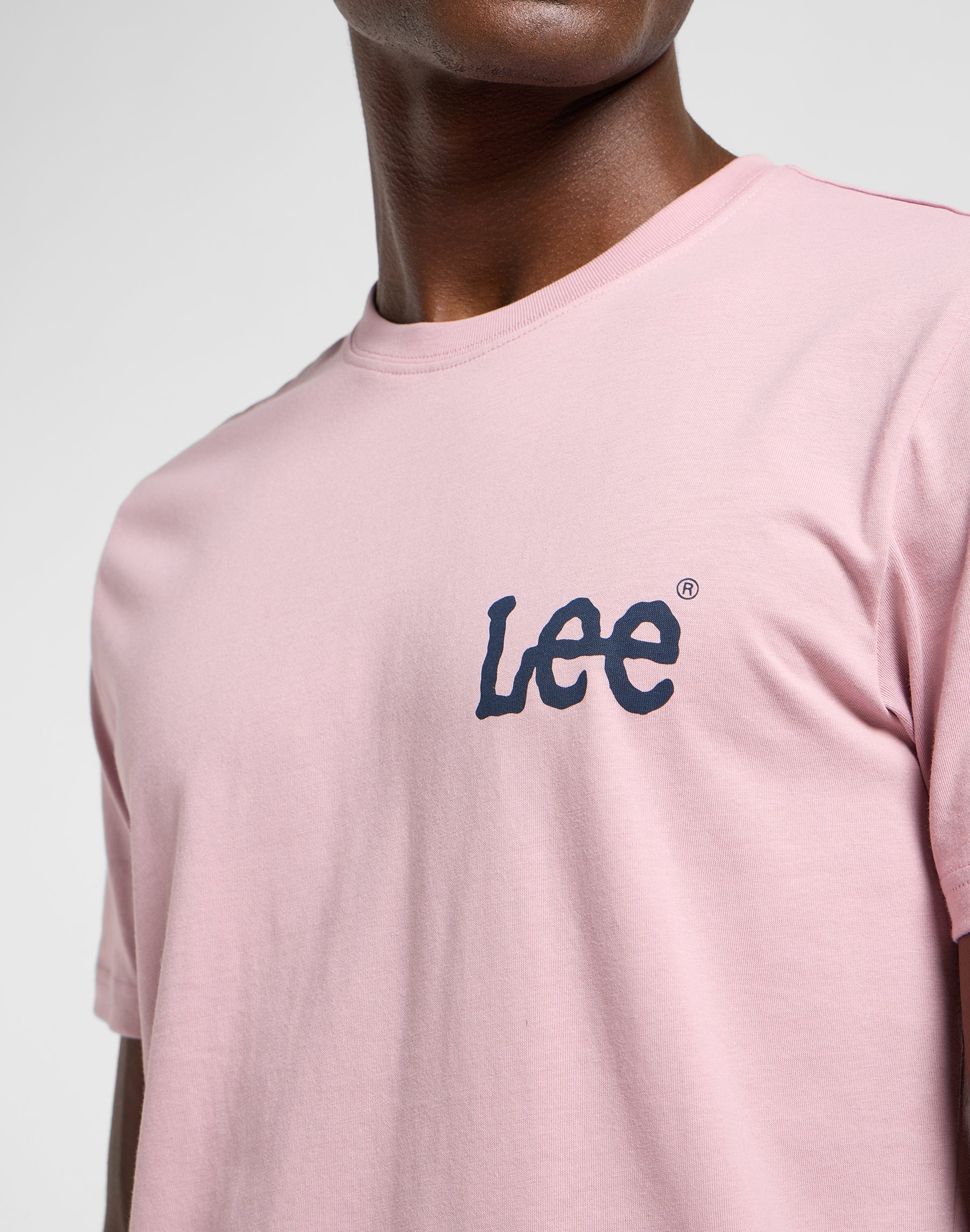 Medium Wobbly Lee Tee in Soft Mauve T-Shirts Lee