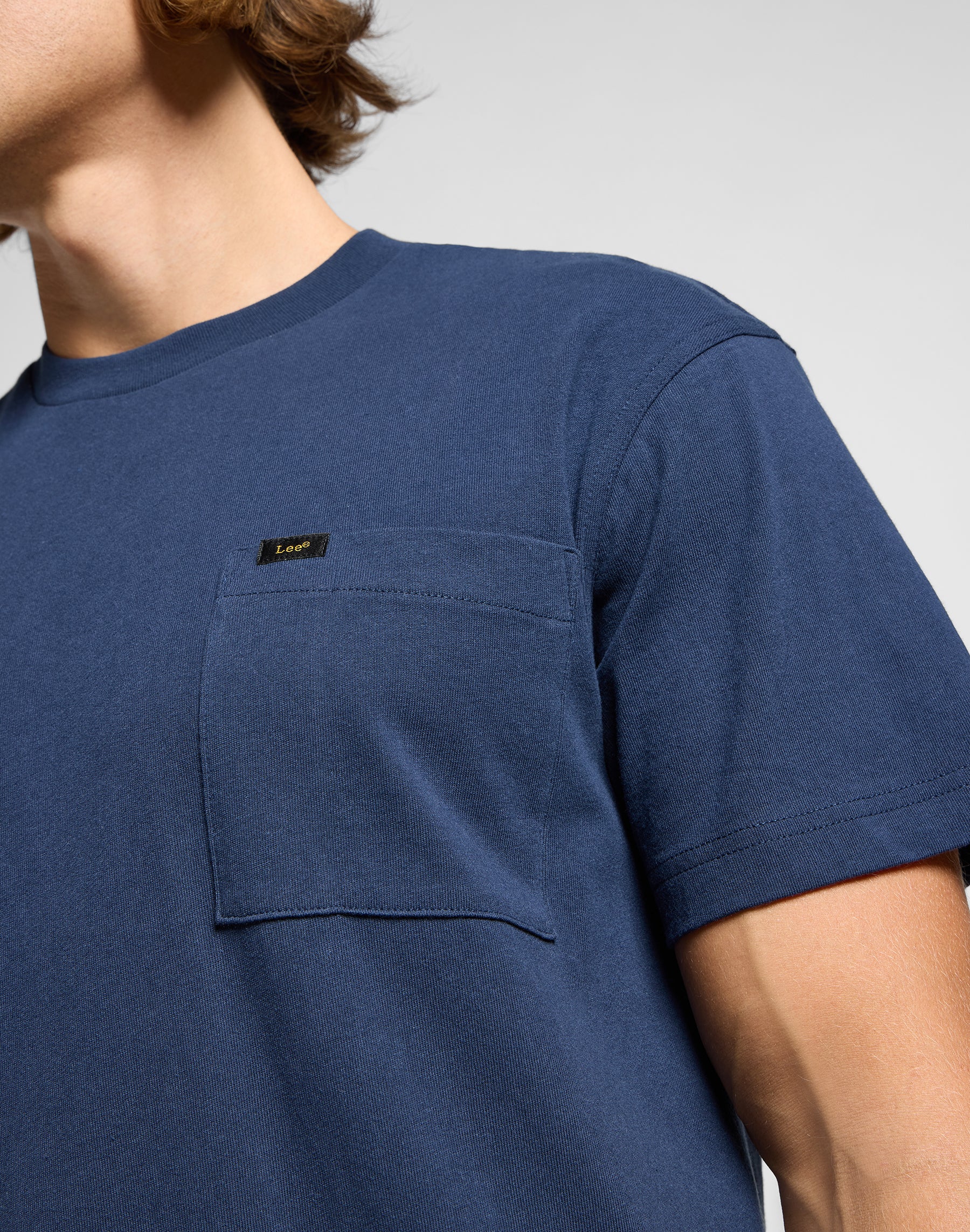 Relaxed Pocket Tee in Mood Indigo T-Shirts Lee