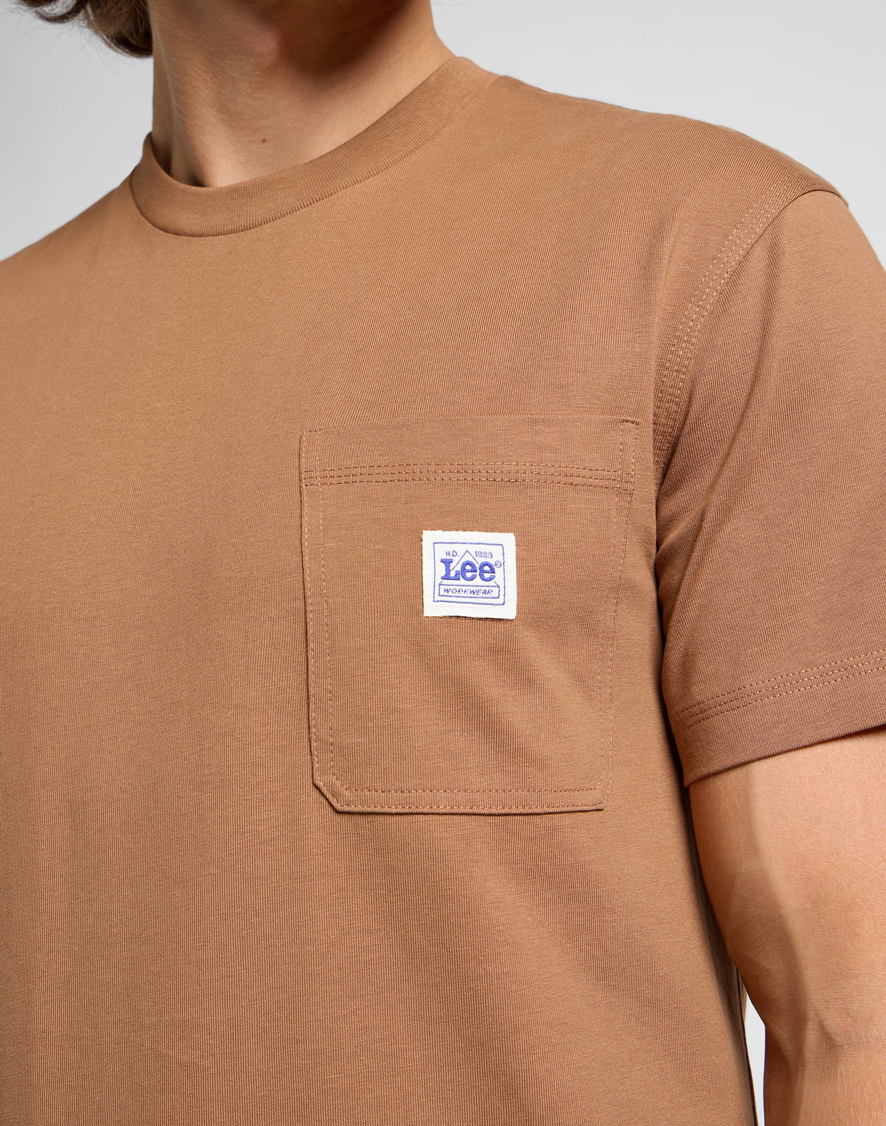 Ww Pocket Tee in Burlwood T-Shirts Lee