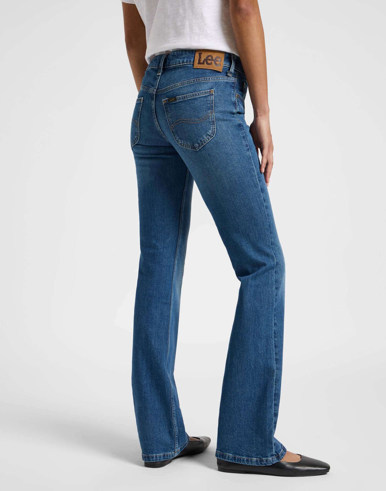 Jessica in Higher Climb Jeans Lee