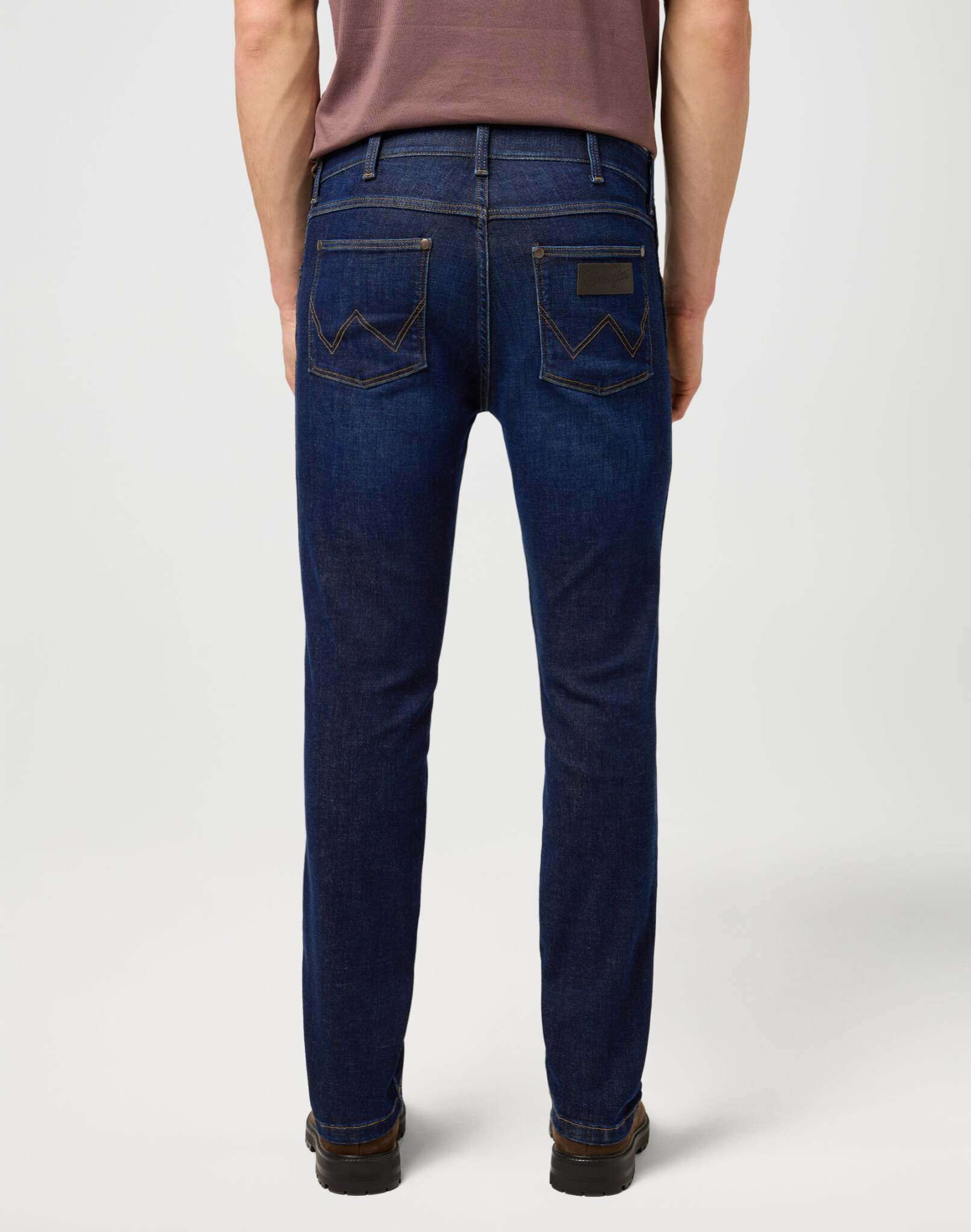Greensboro in Rustic Navy Jeans Wrangler