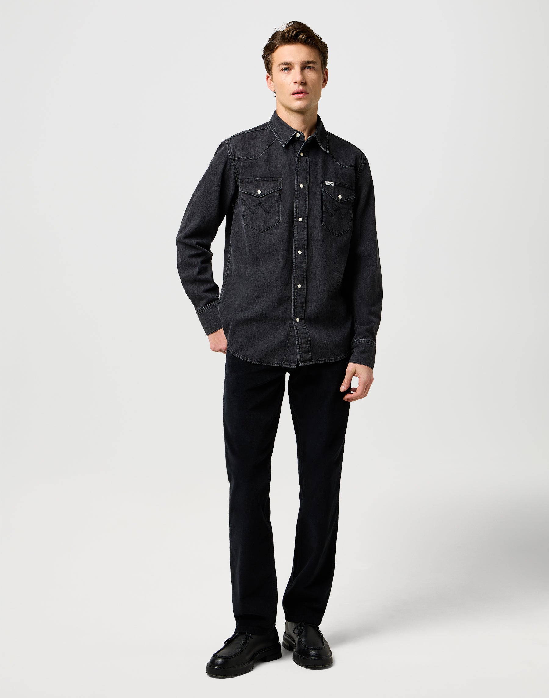 Greensboro in Black Hosen Wrangler