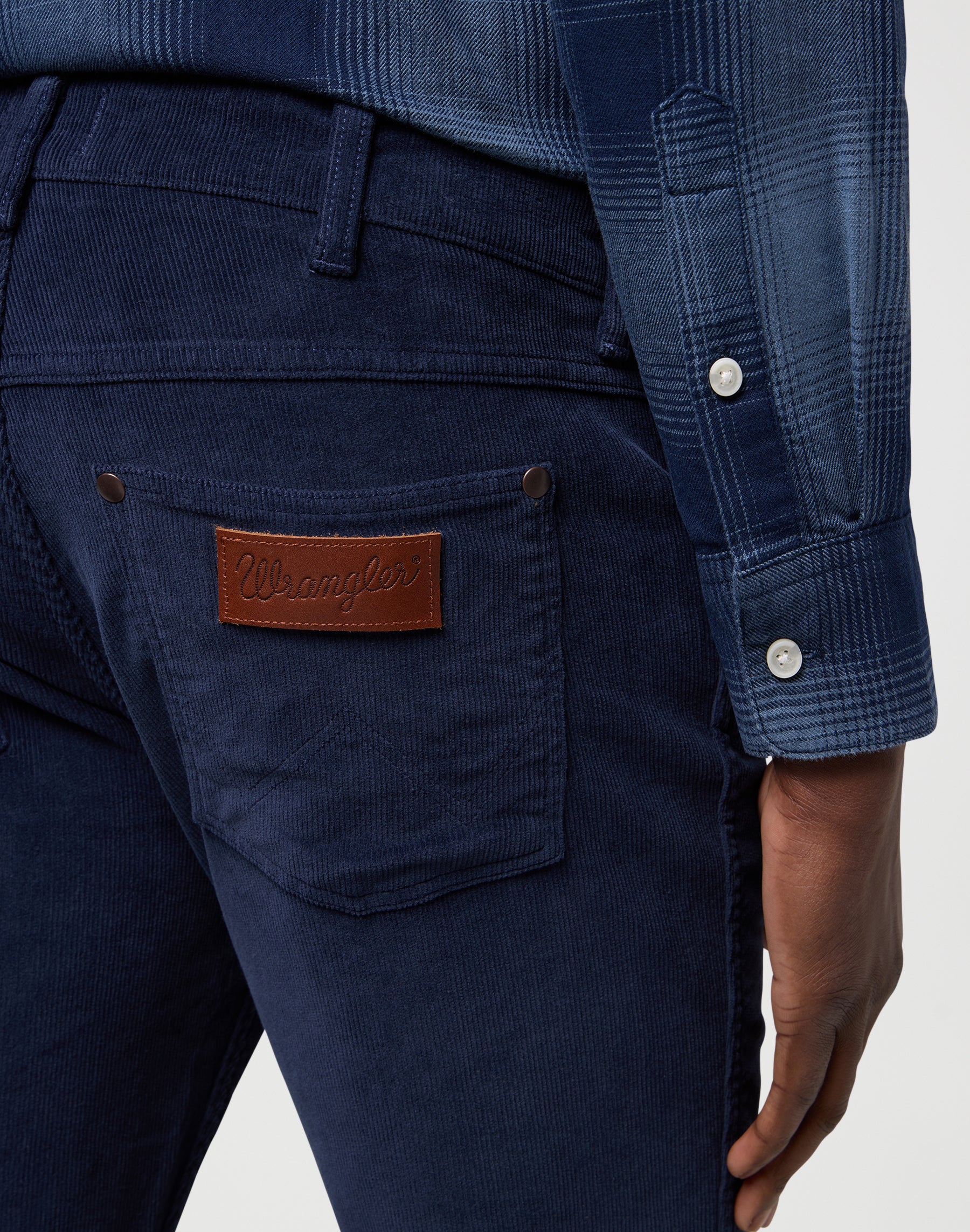 Greensboro in Mood Indigo Hosen Wrangler
